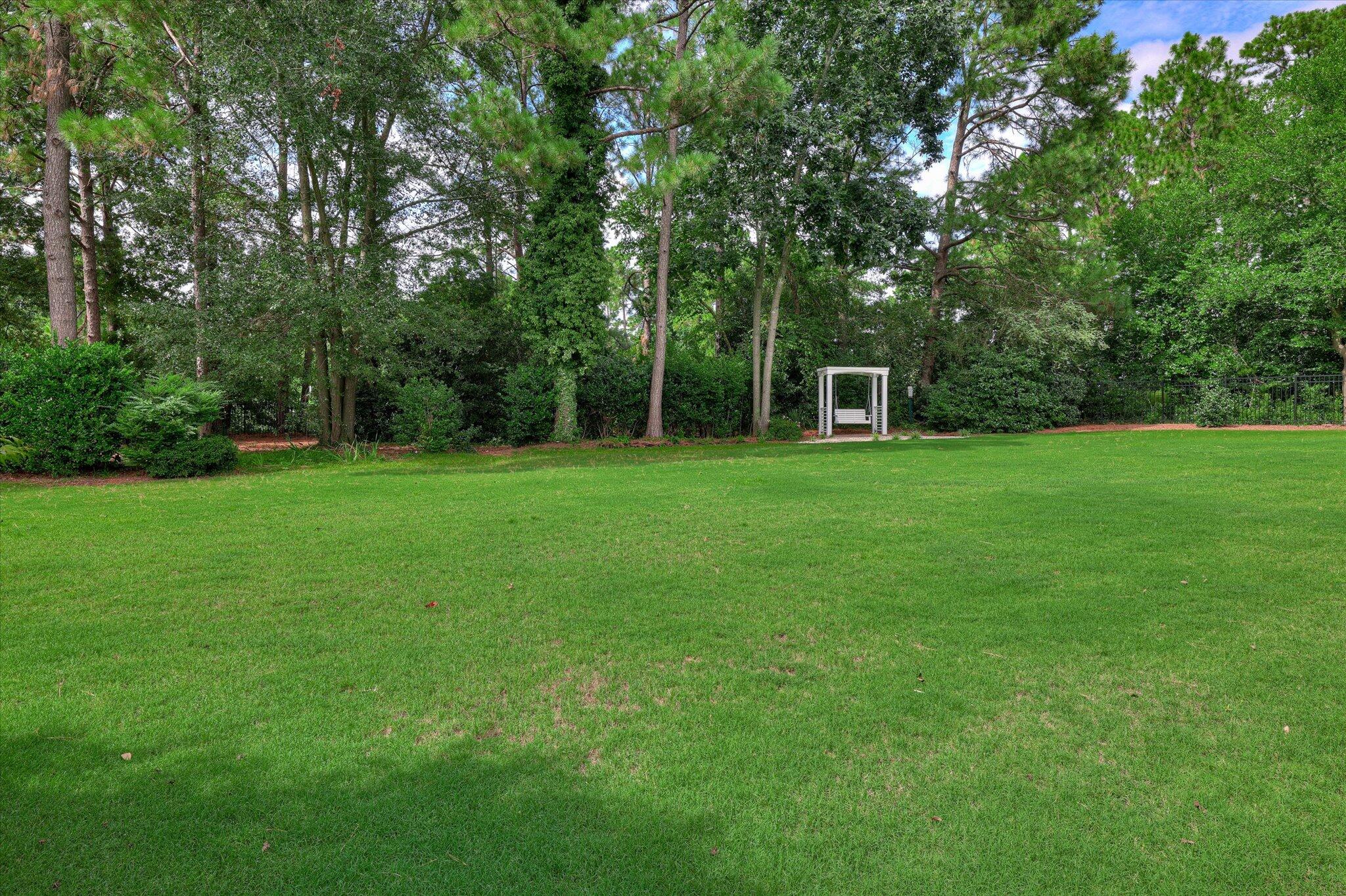 100 Yellow Pine Road