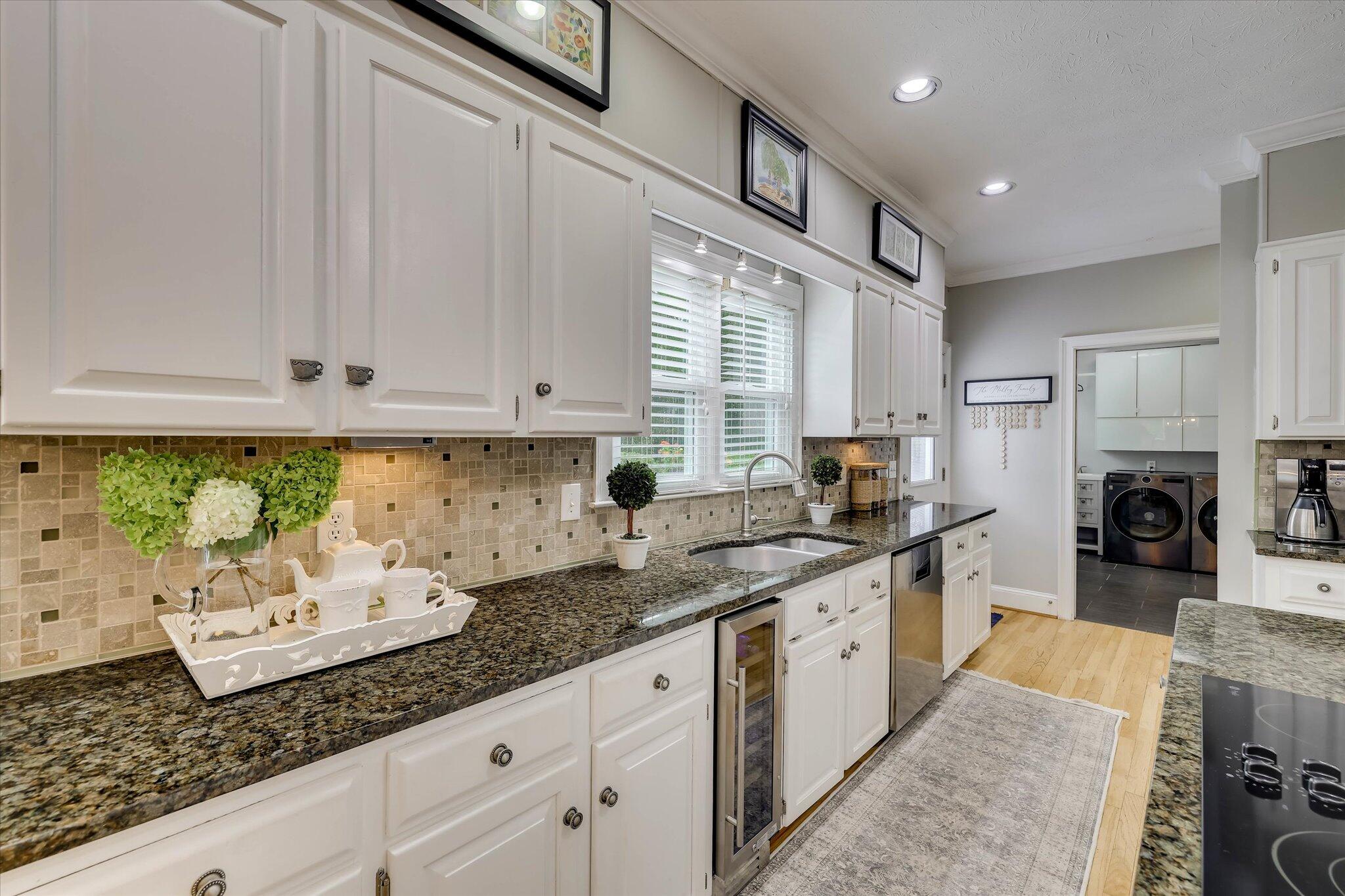 100 Yellow Pine Road