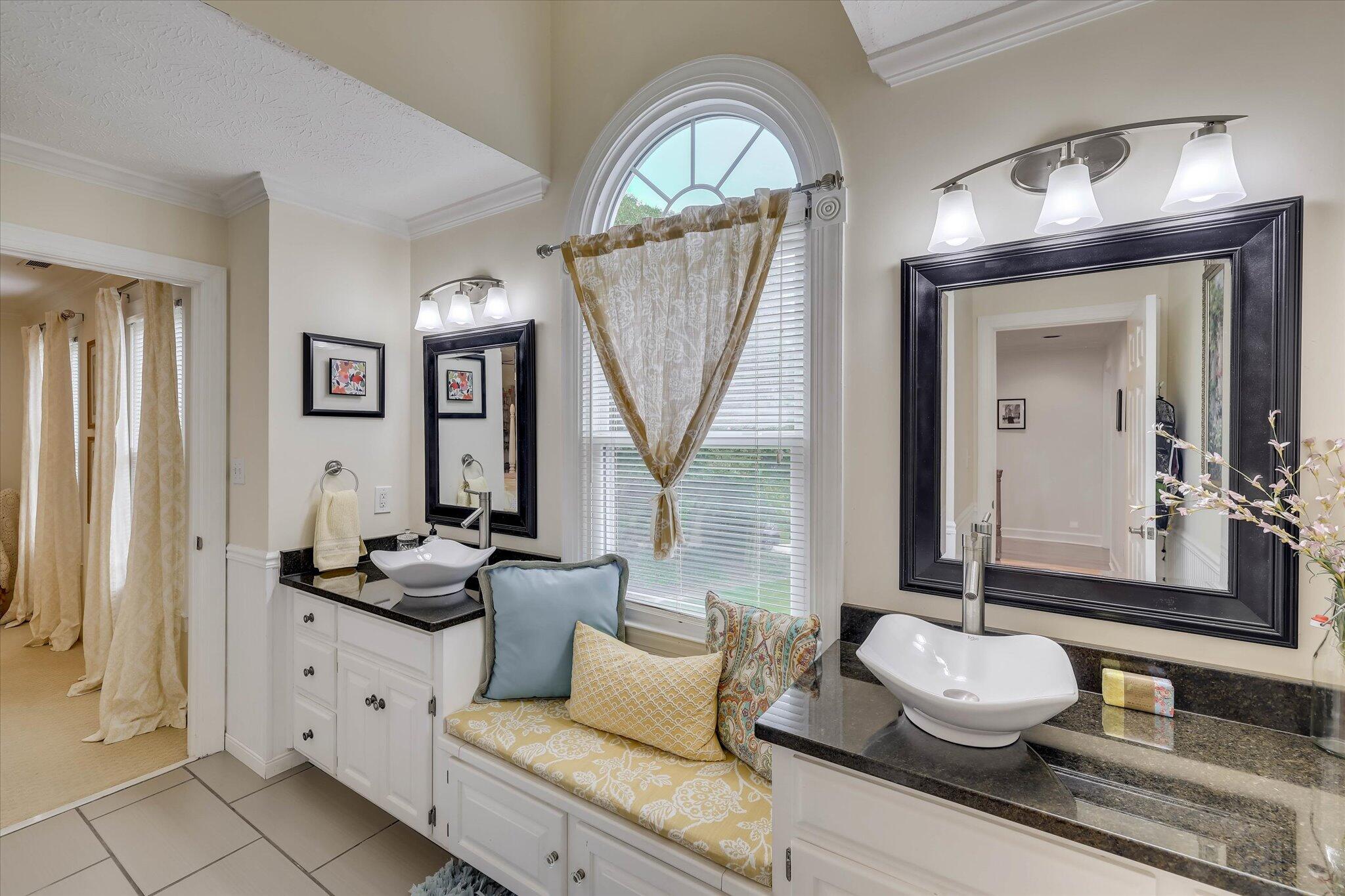 100 Yellow Pine Road