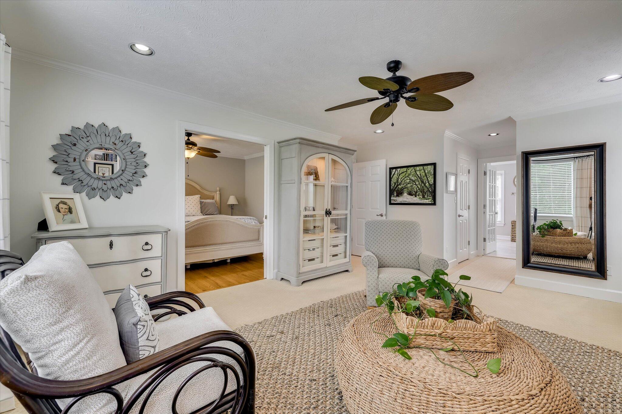 100 Yellow Pine Road