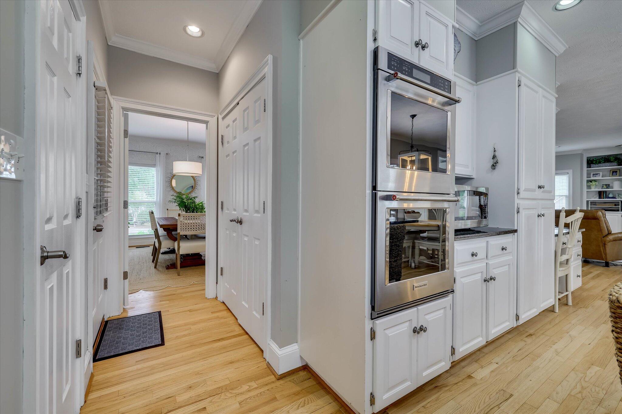 100 Yellow Pine Road