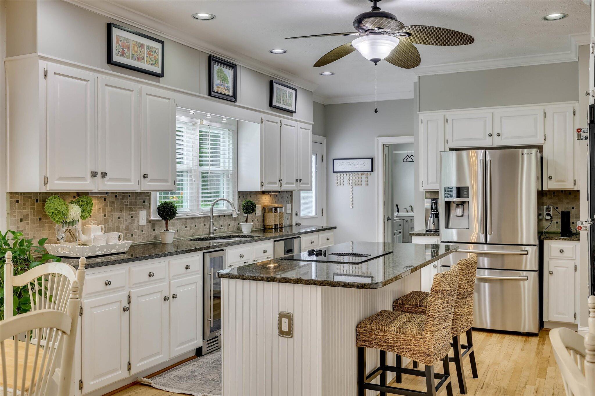 100 Yellow Pine Road