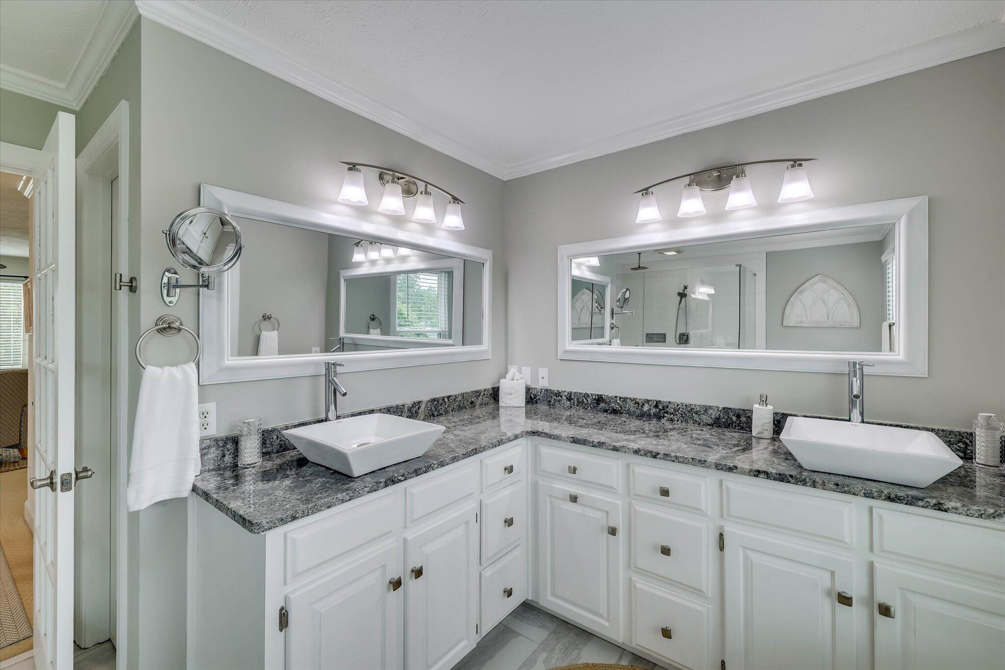 100 Yellow Pine Road