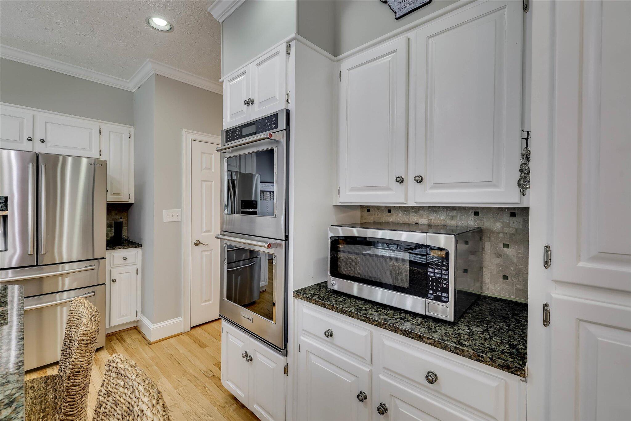 100 Yellow Pine Road