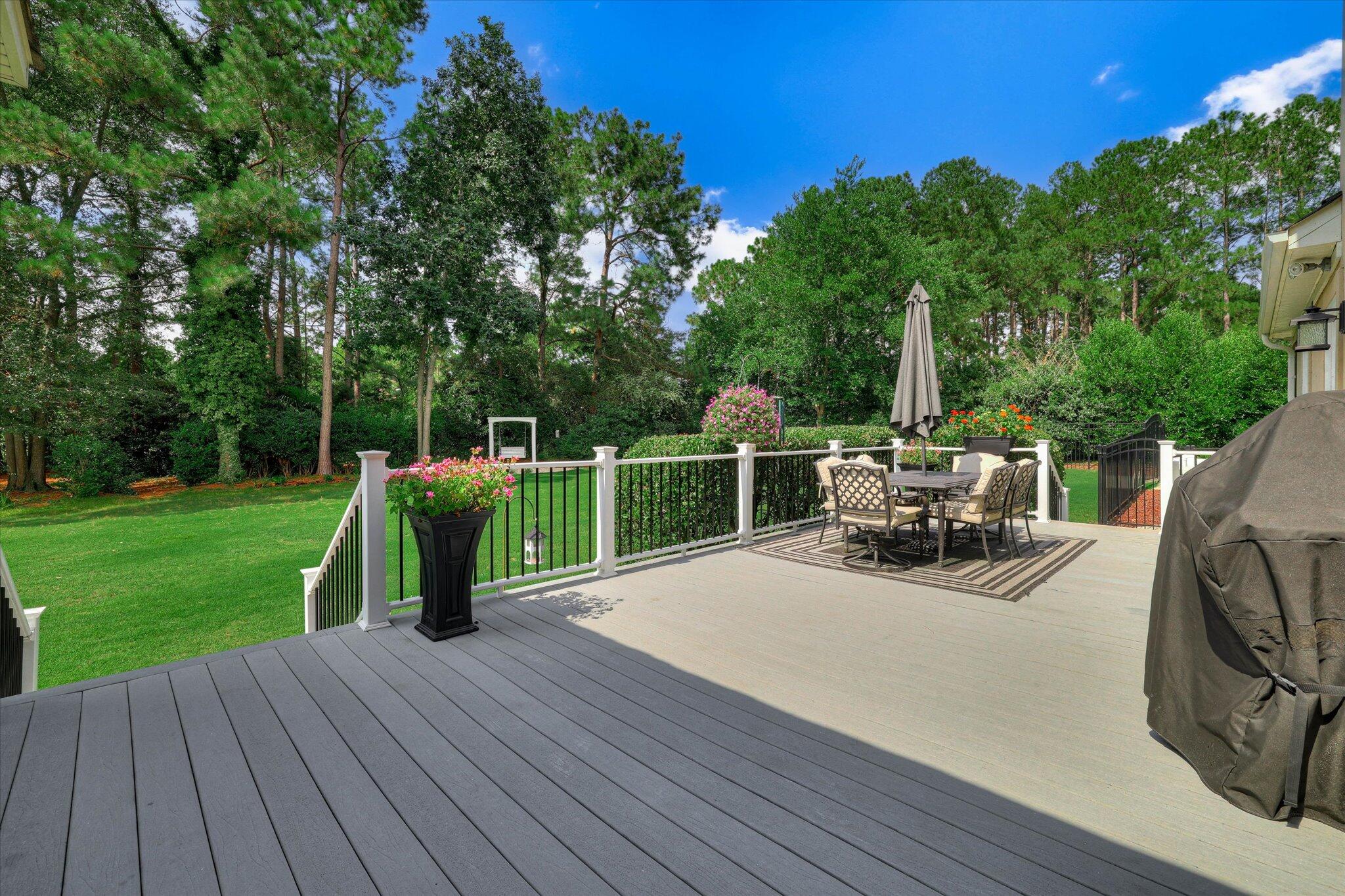 100 Yellow Pine Road