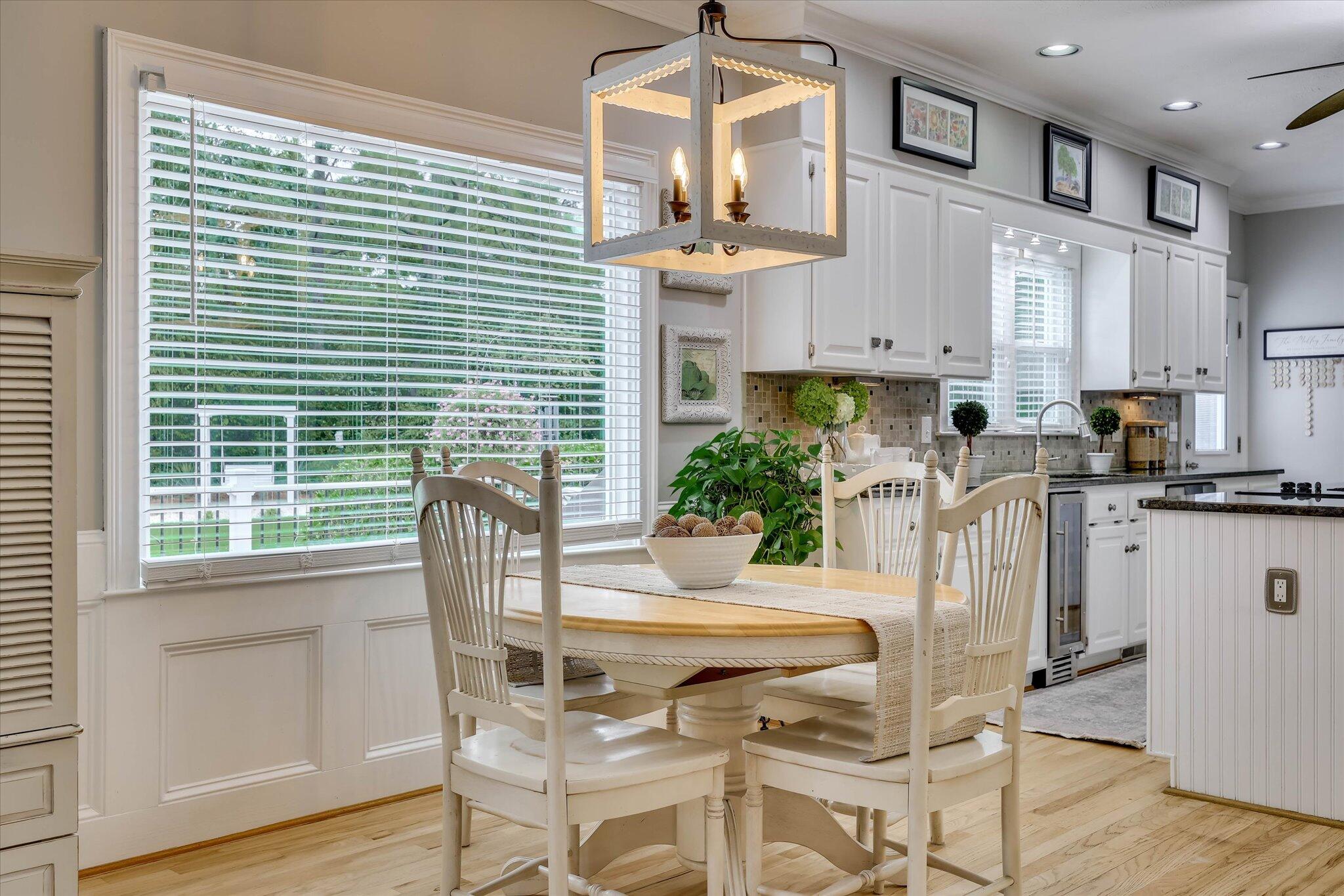 100 Yellow Pine Road