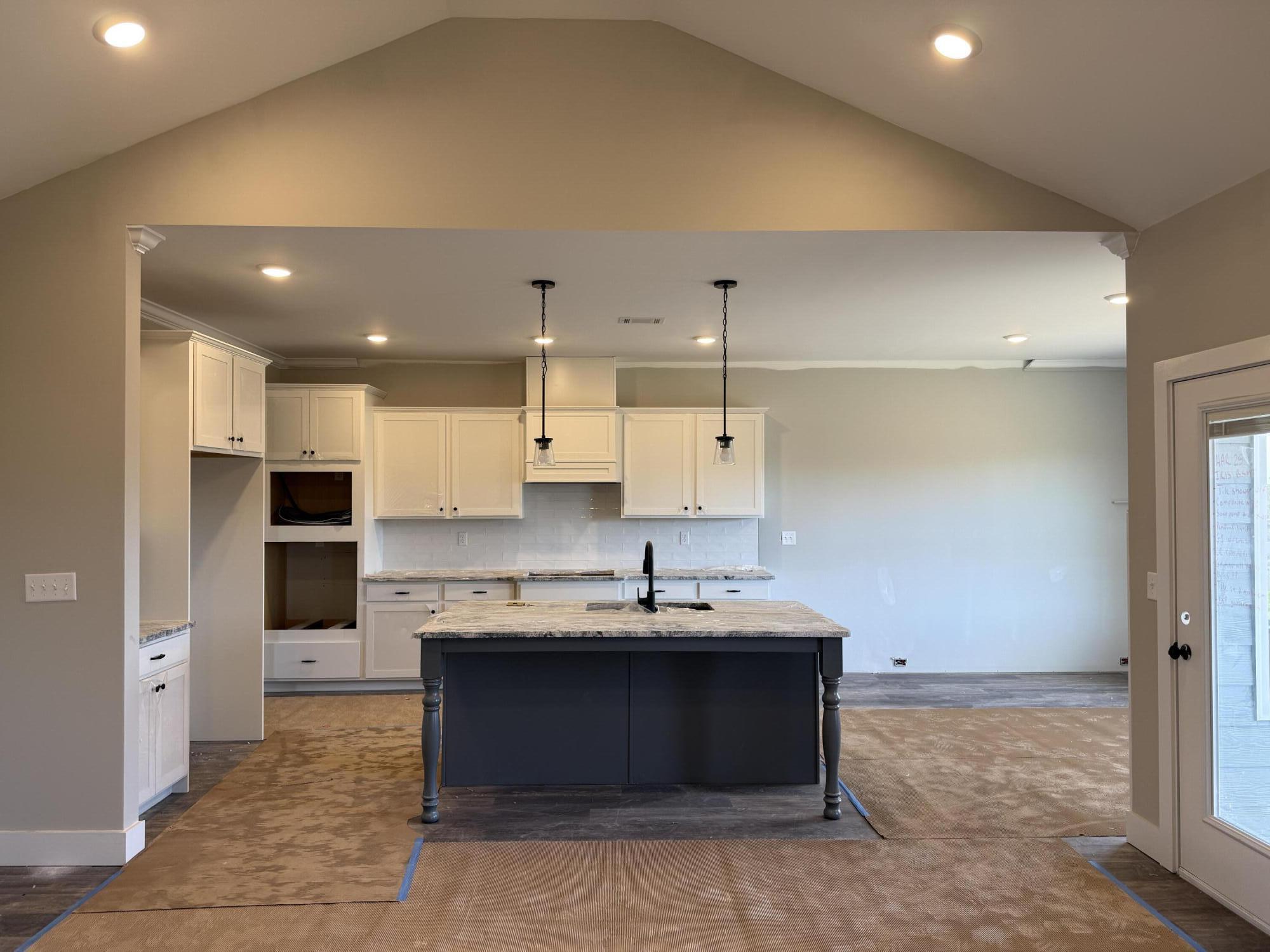 8172 Crossbow Landing