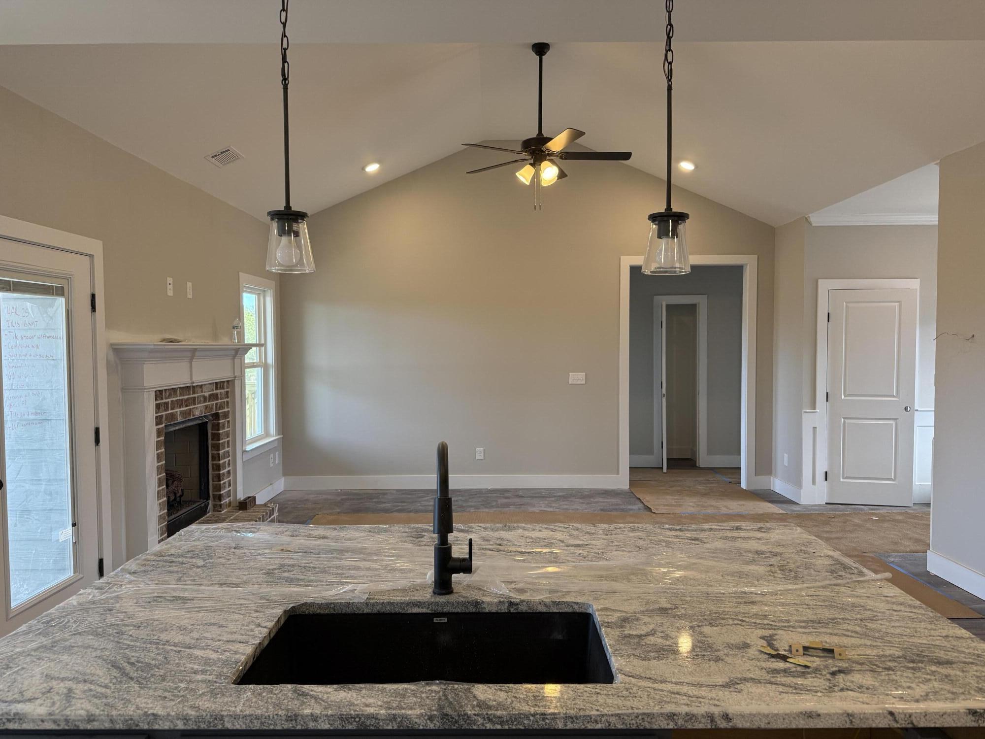 8172 Crossbow Landing