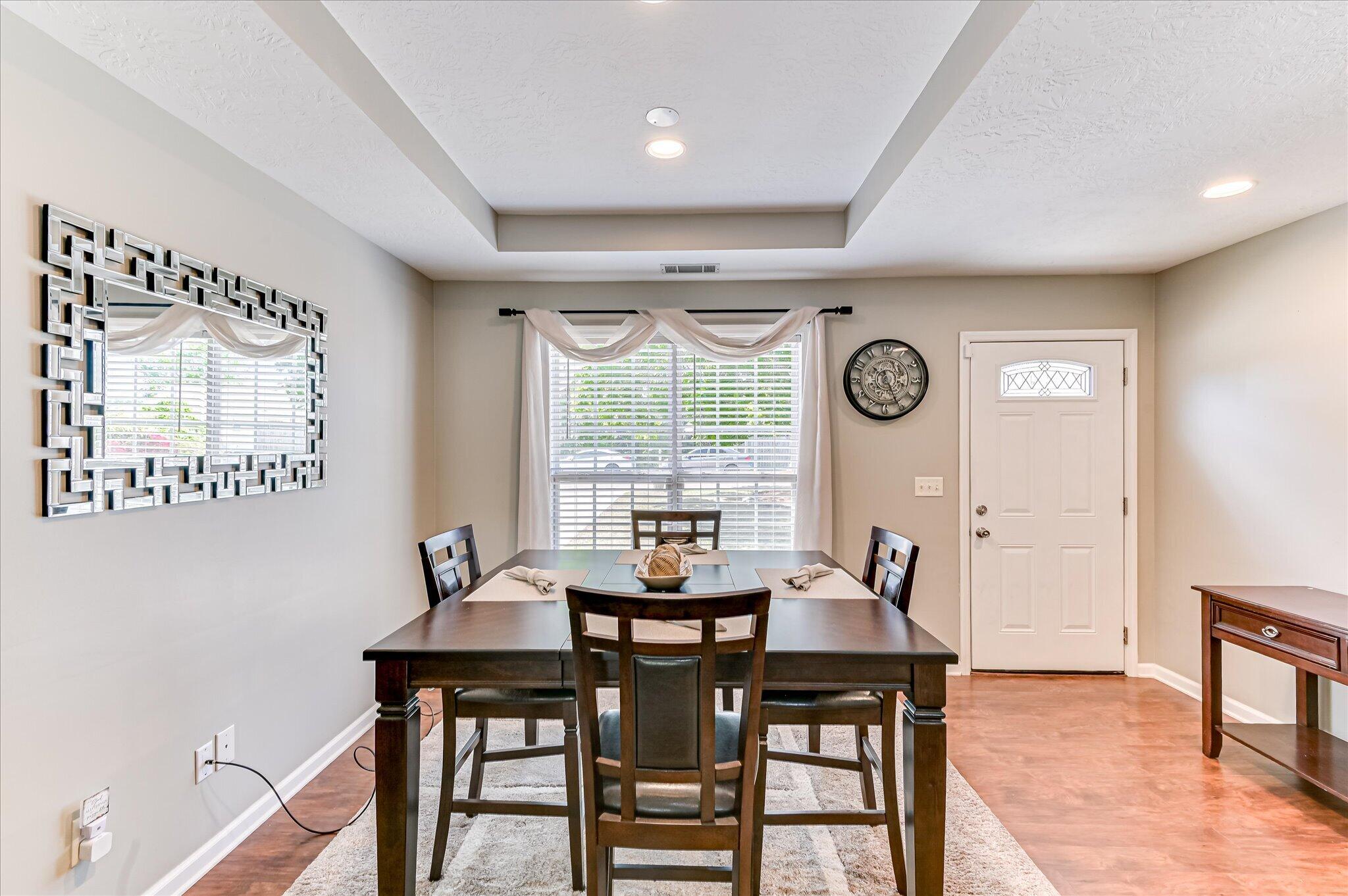 180 Hunters Crossing