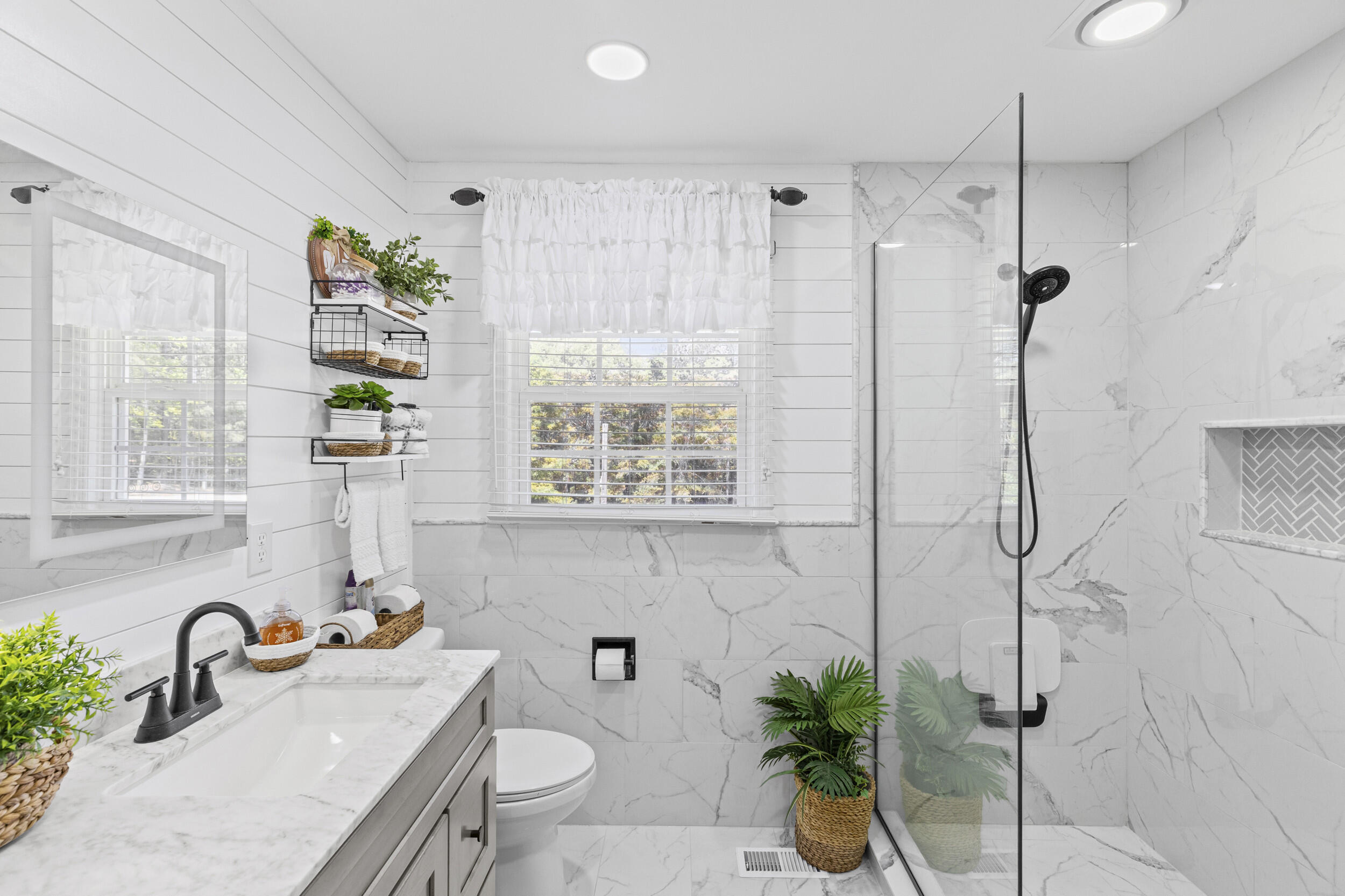 4723 Vaucluse Road