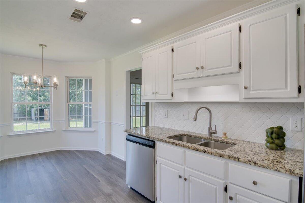 2014 STOREY MILL ESTATES Drive