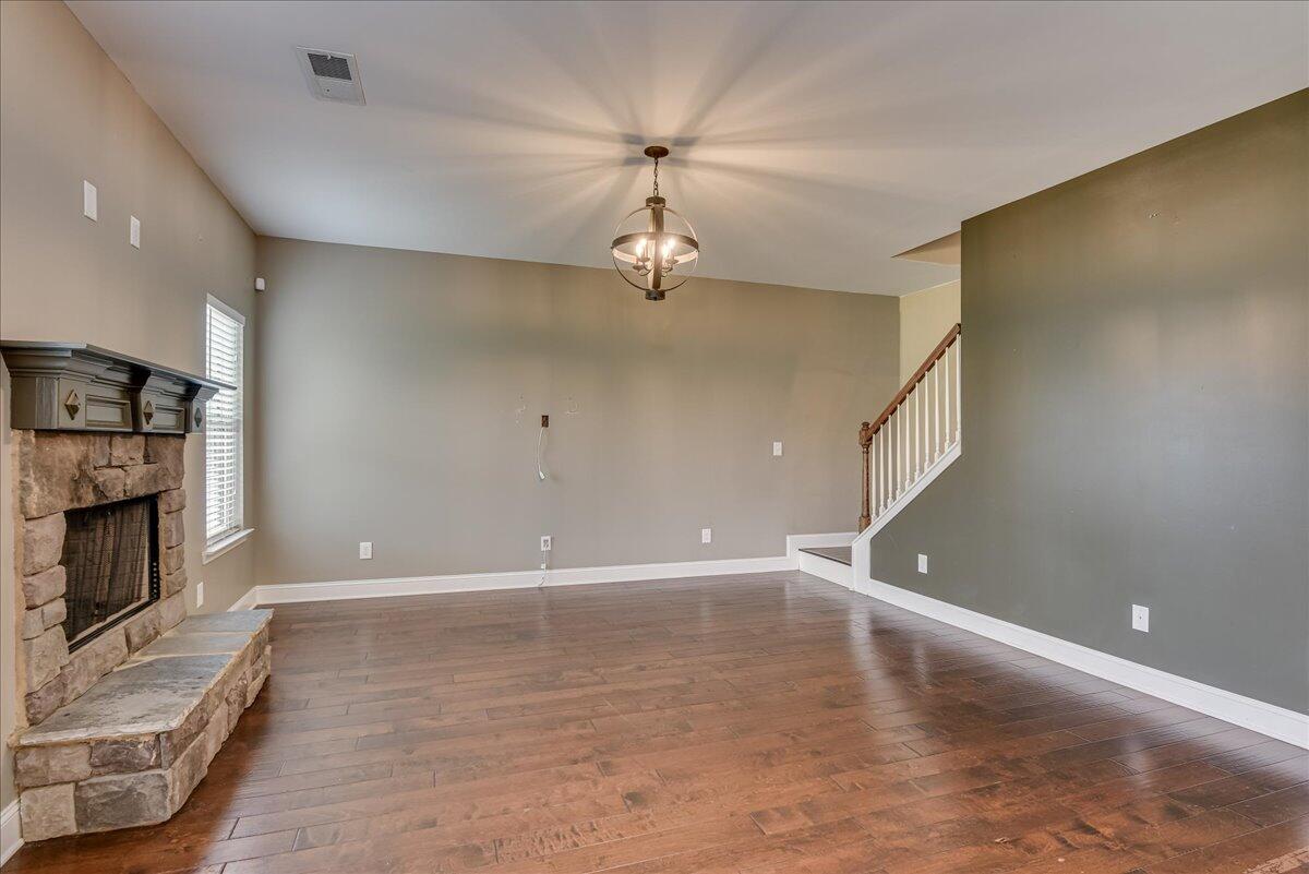 1519 CHASE CREEK Drive