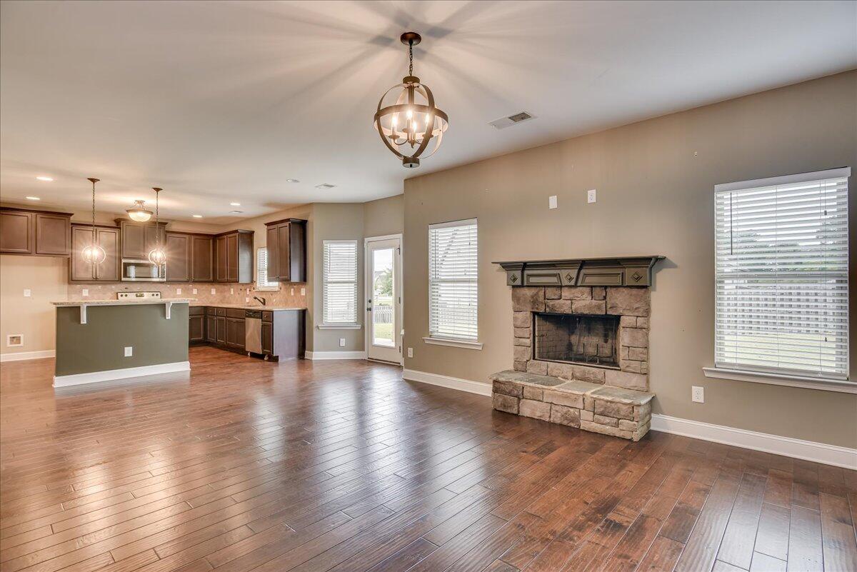 1519 CHASE CREEK Drive