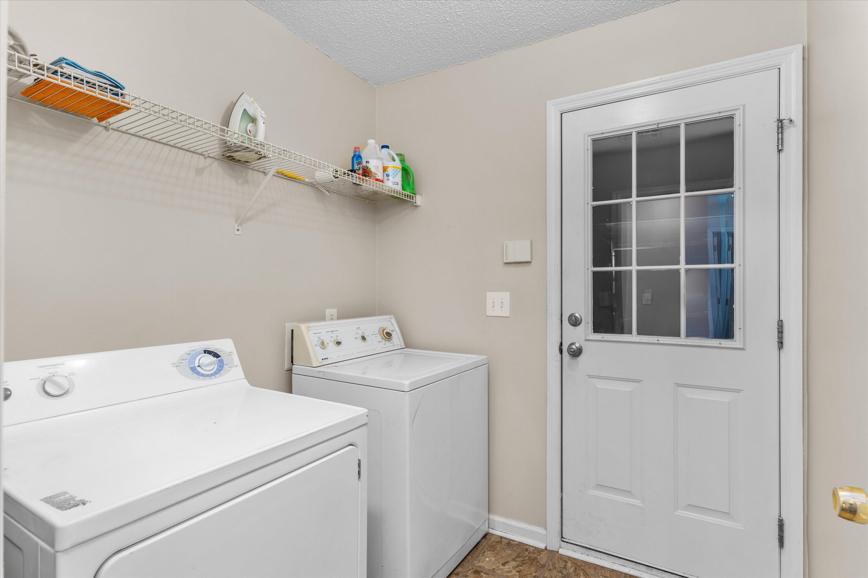 3519 CRAWFORDVILLE Drive