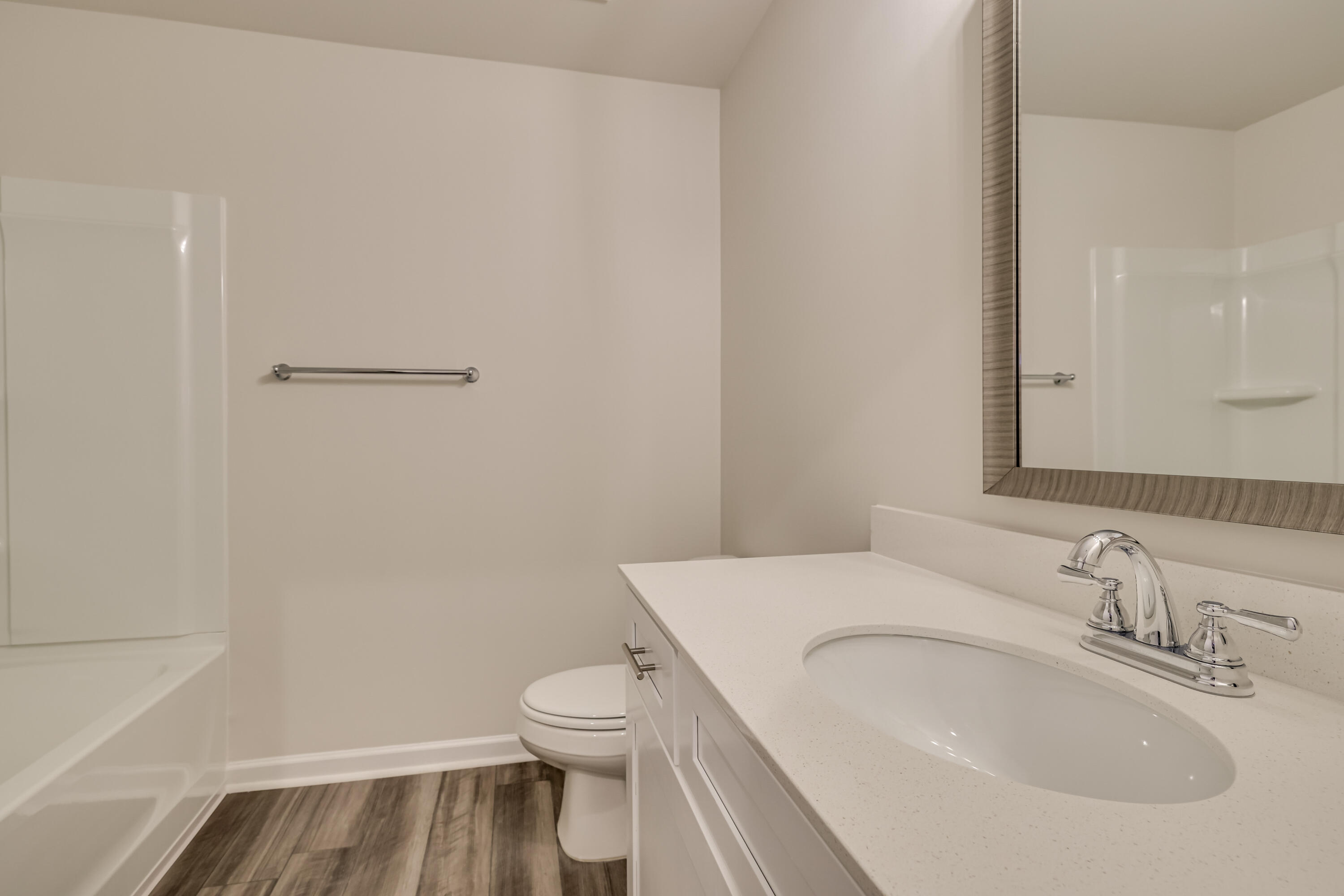 2215 SOUTHLAND Drive