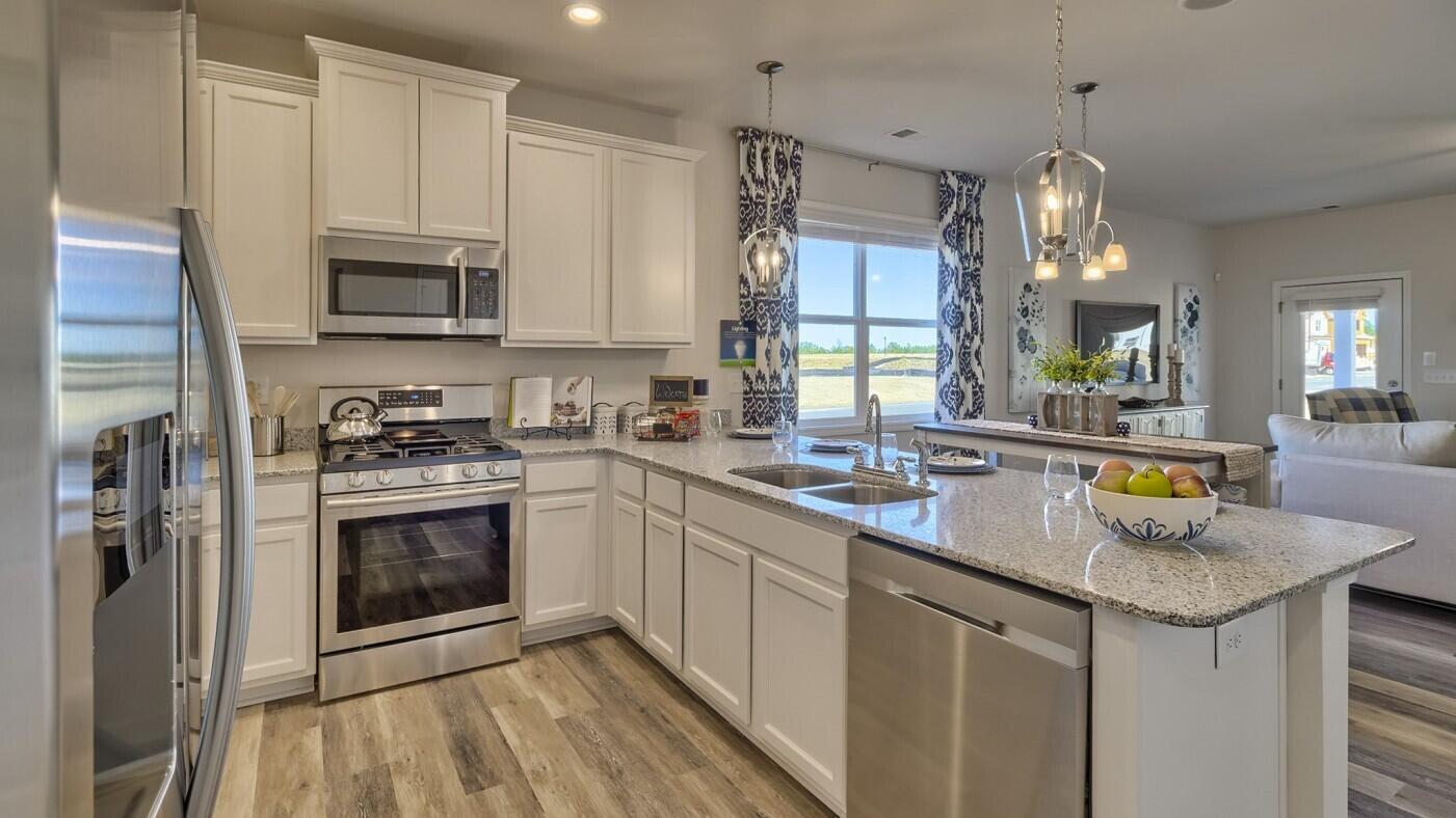 2215 SOUTHLAND Drive