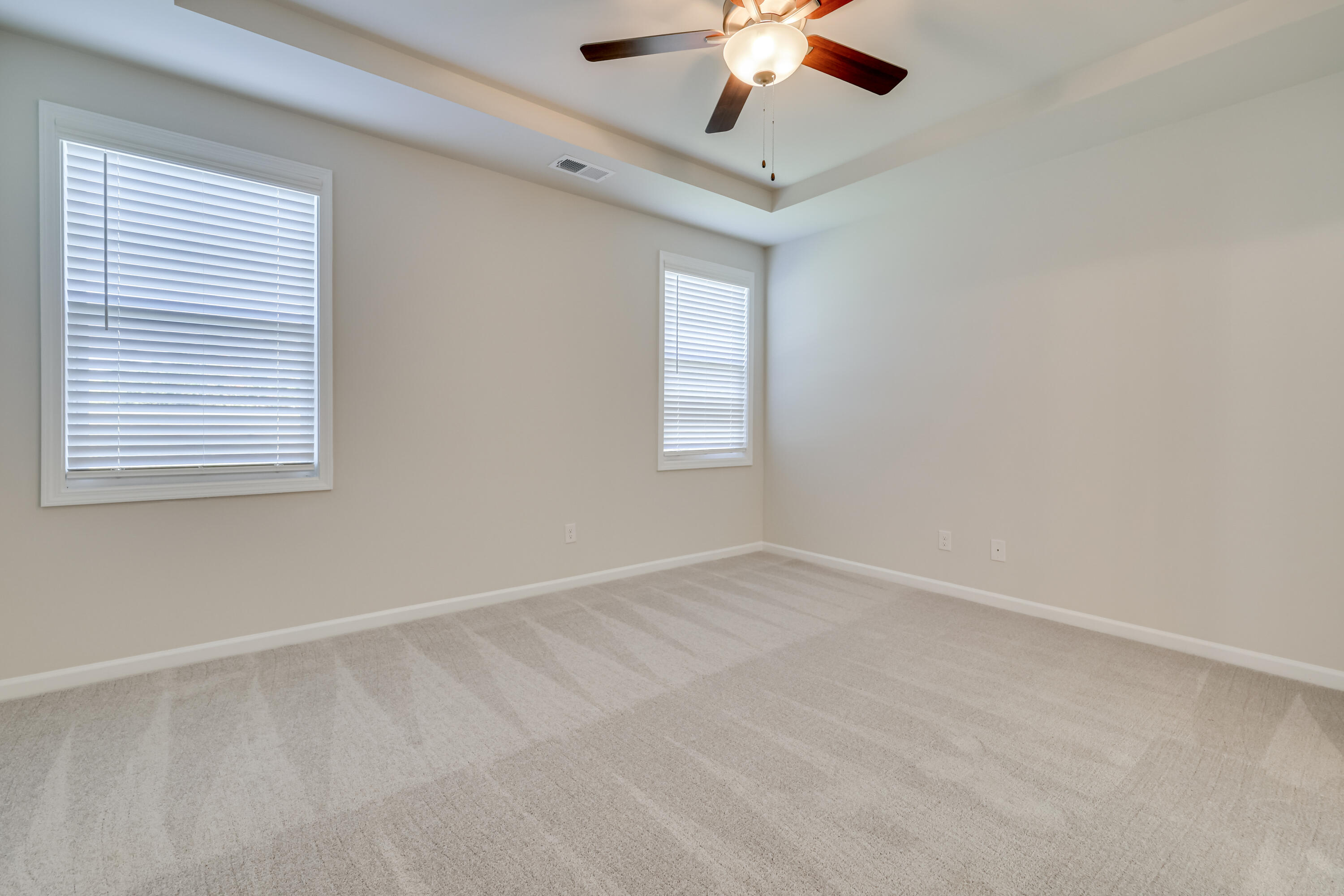 2215 SOUTHLAND Drive