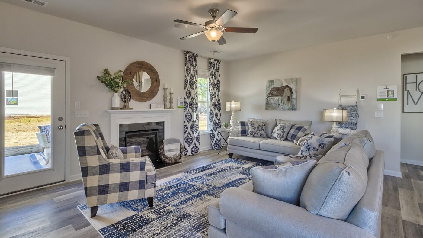 2215 SOUTHLAND Drive