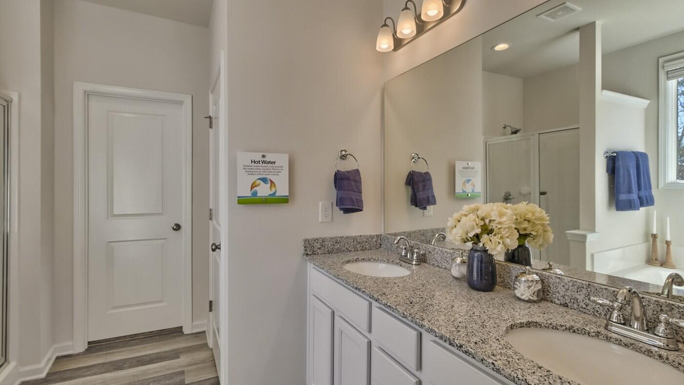 2215 SOUTHLAND Drive