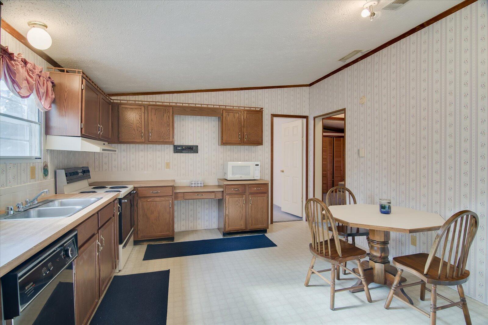 195 FARMERS BRIDGE Circle