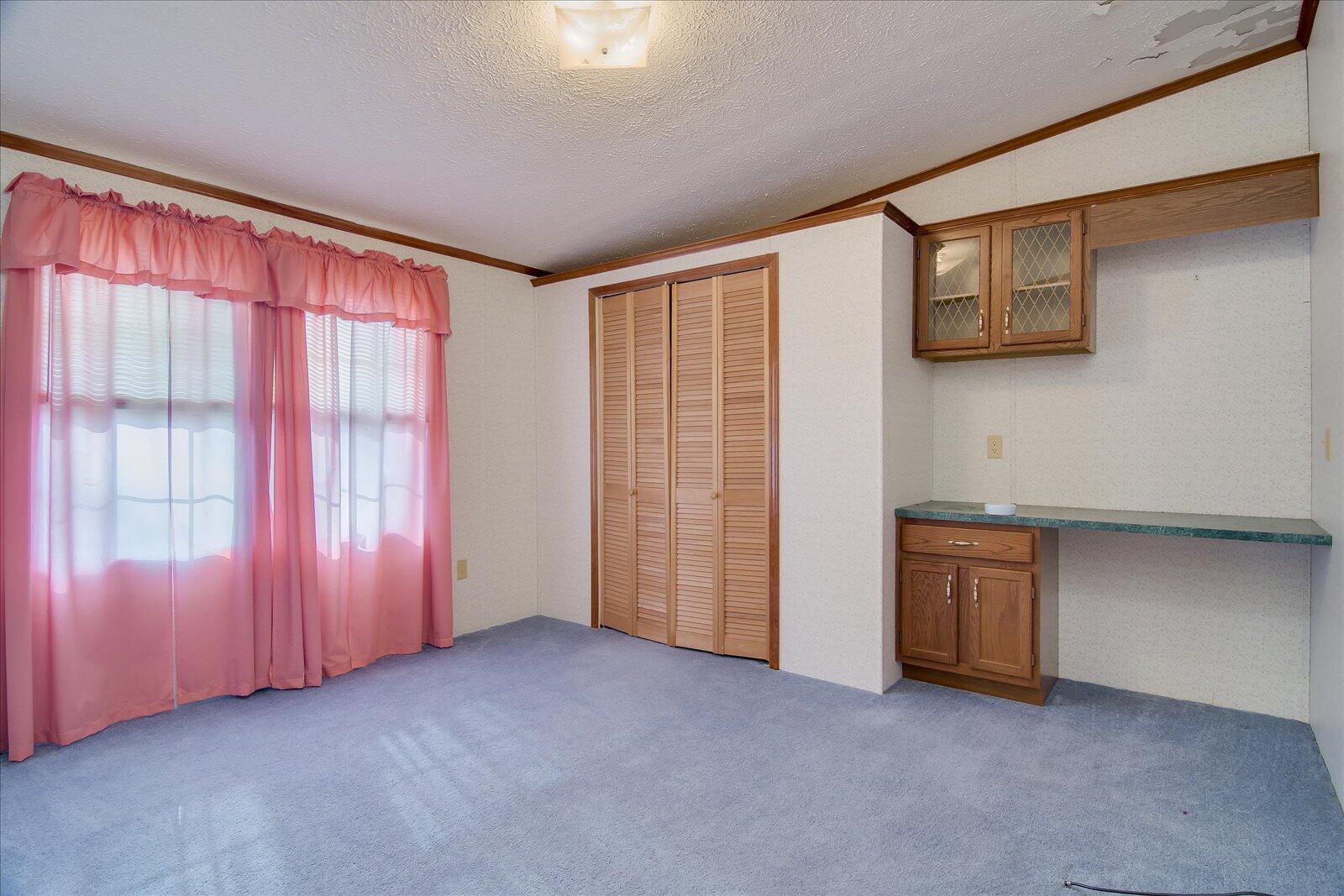 195 FARMERS BRIDGE Circle