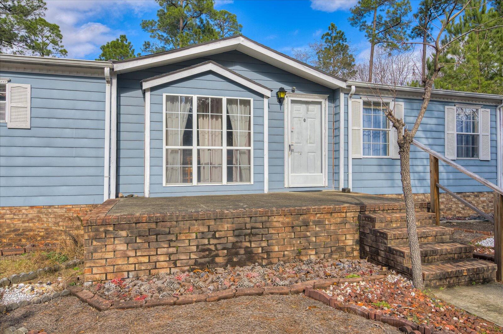 195 FARMERS BRIDGE Circle