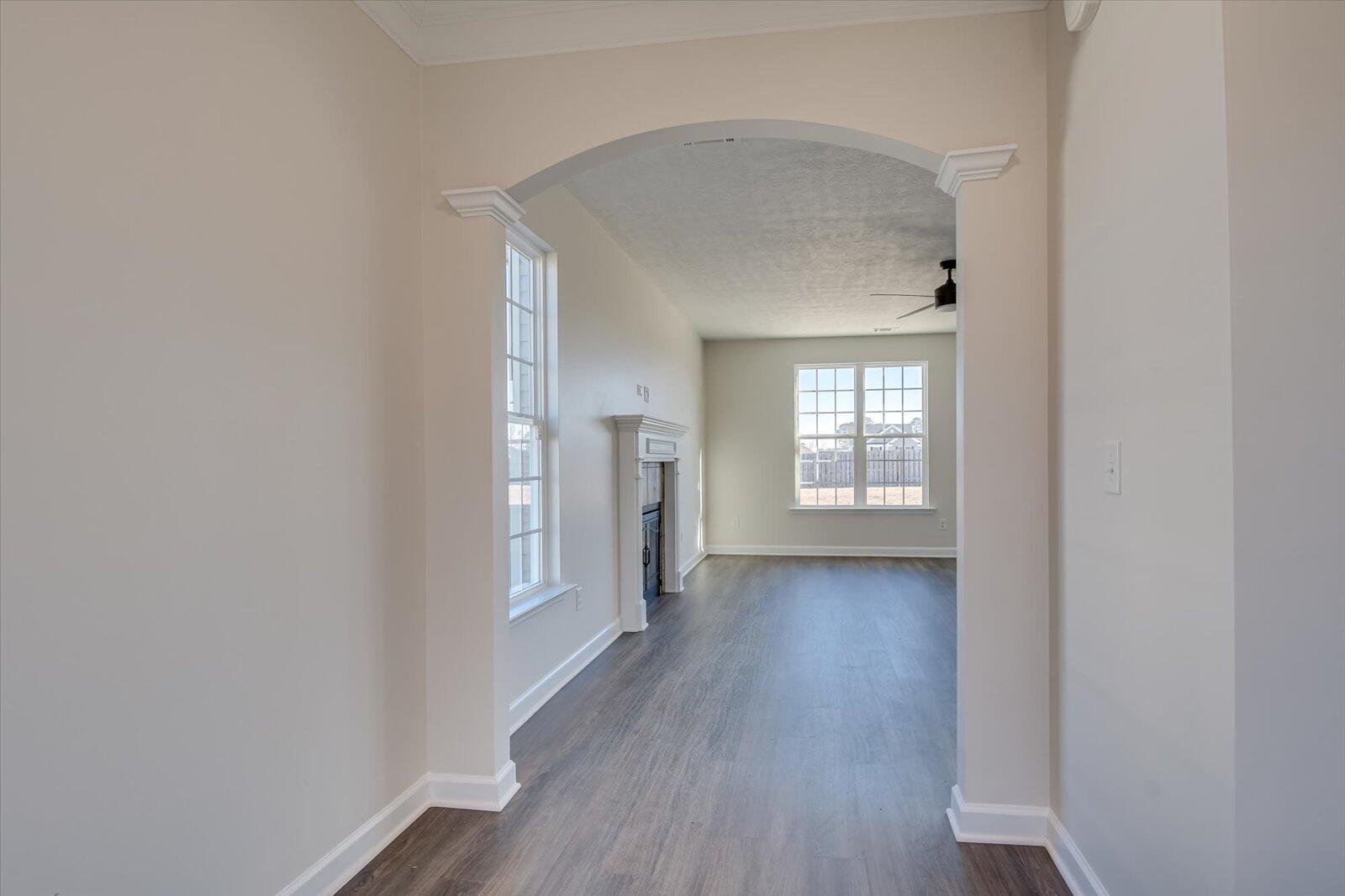 6026 CLIFFORD Street