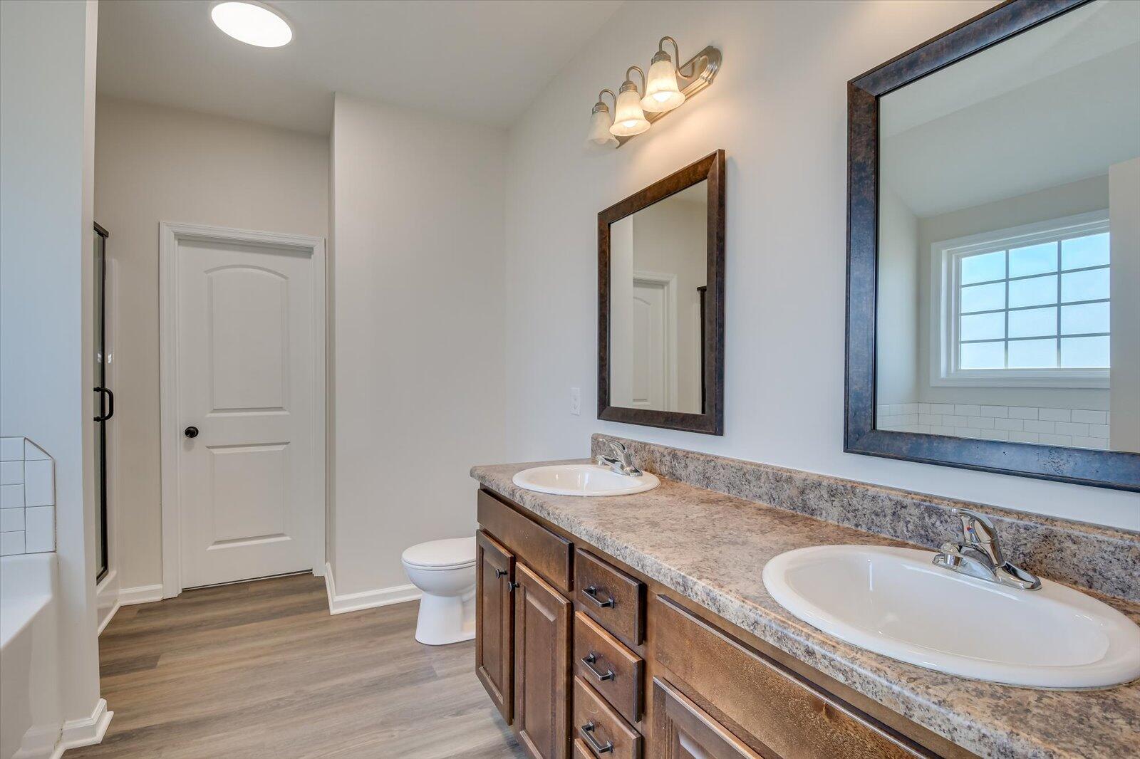 6026 CLIFFORD Street