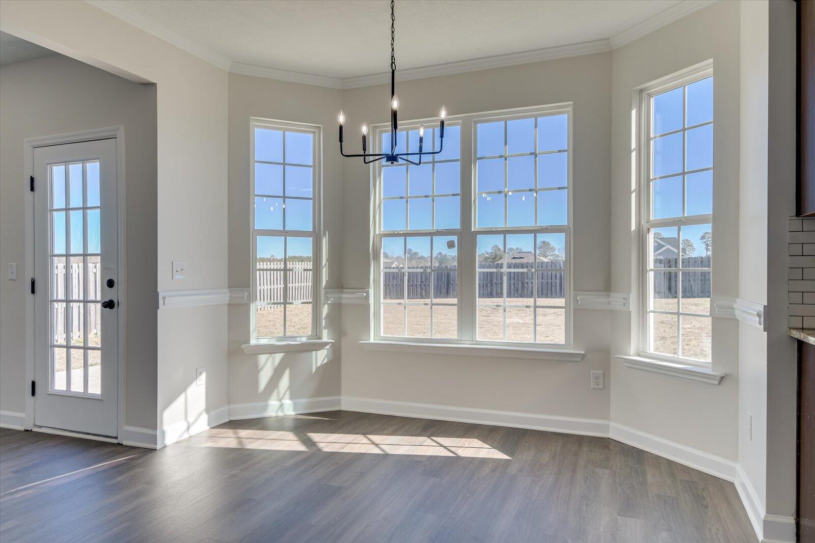 6026 CLIFFORD Street