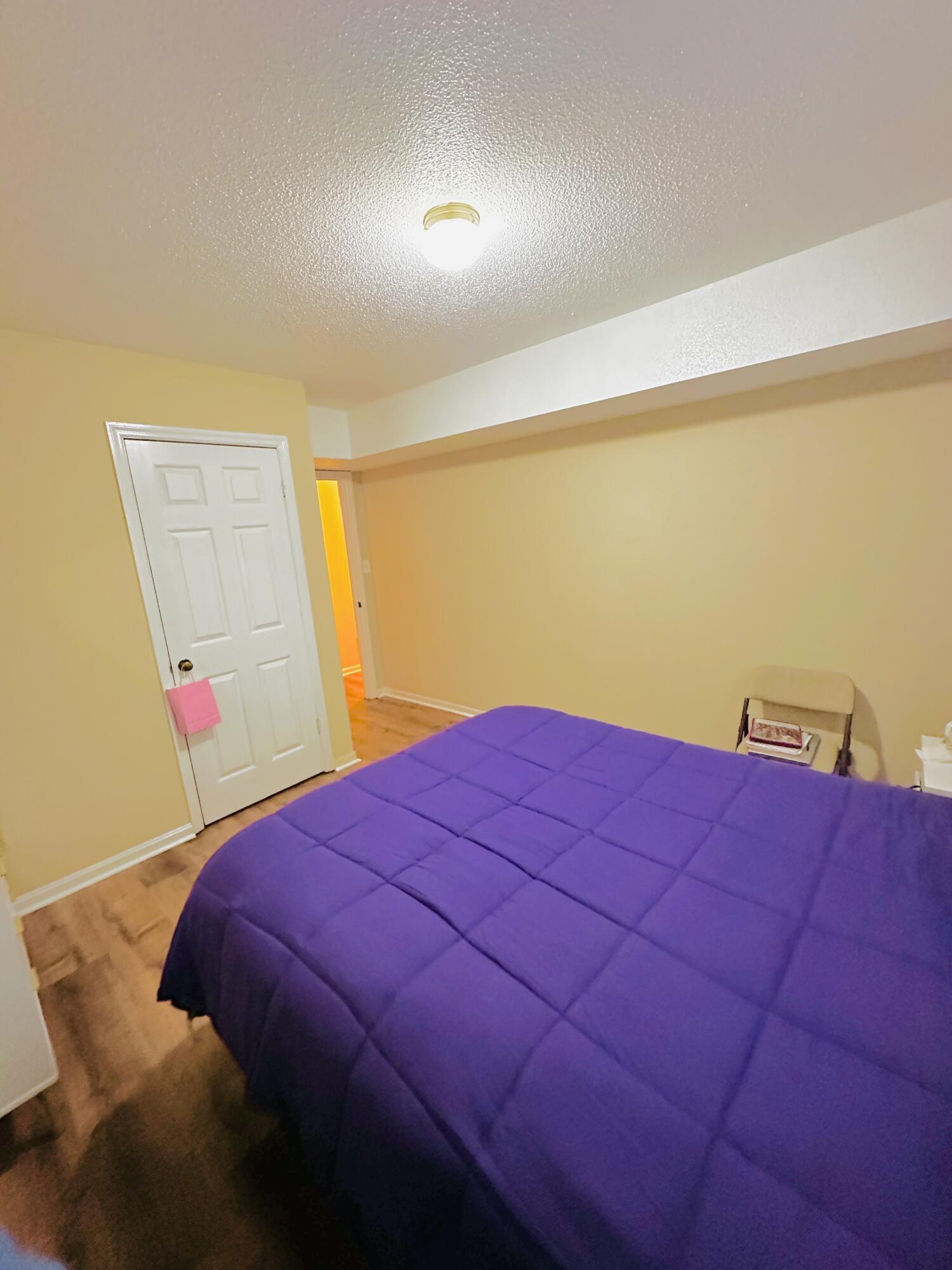 857 BROOKFIELD Parkway