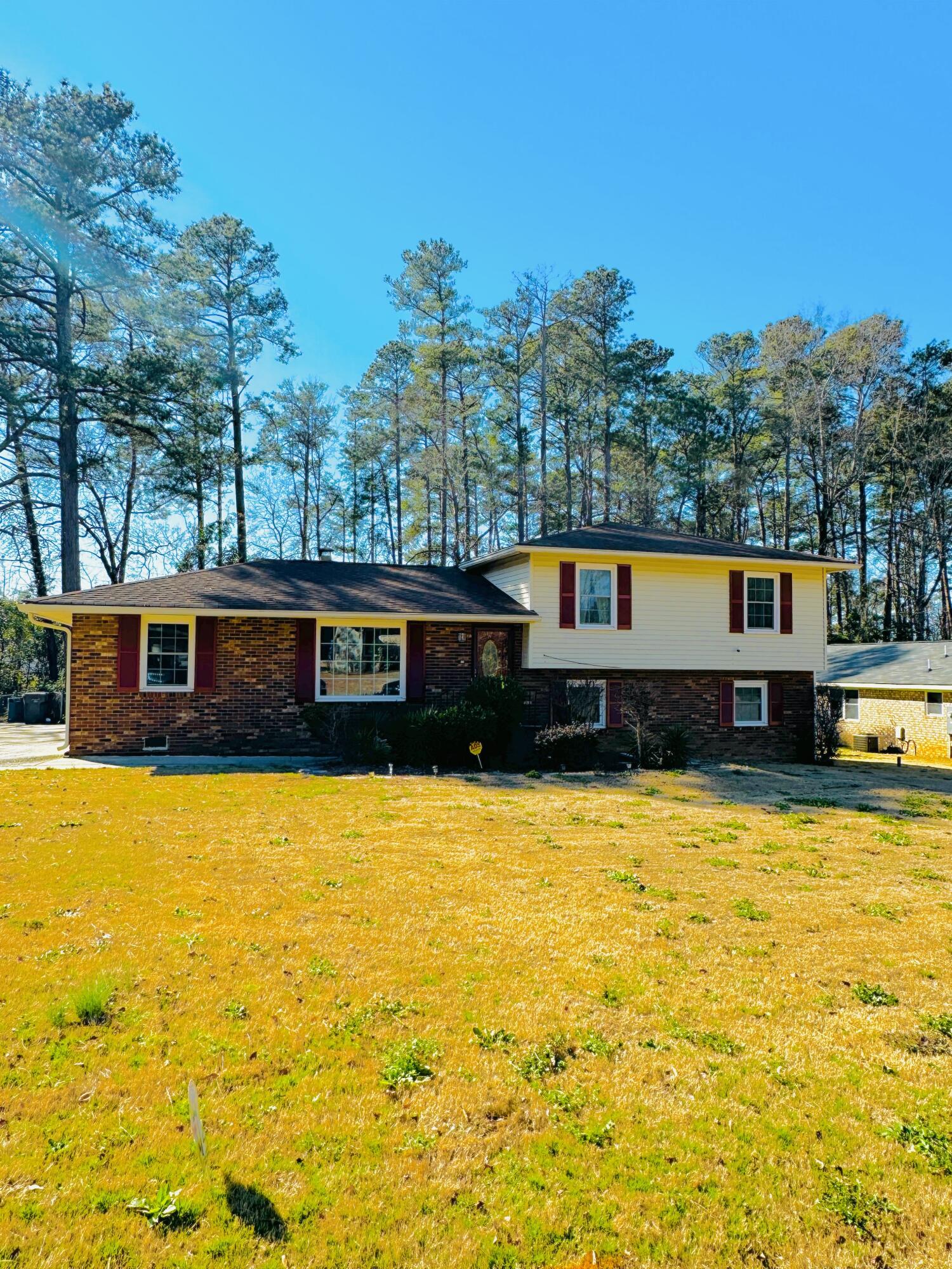 857 BROOKFIELD Parkway