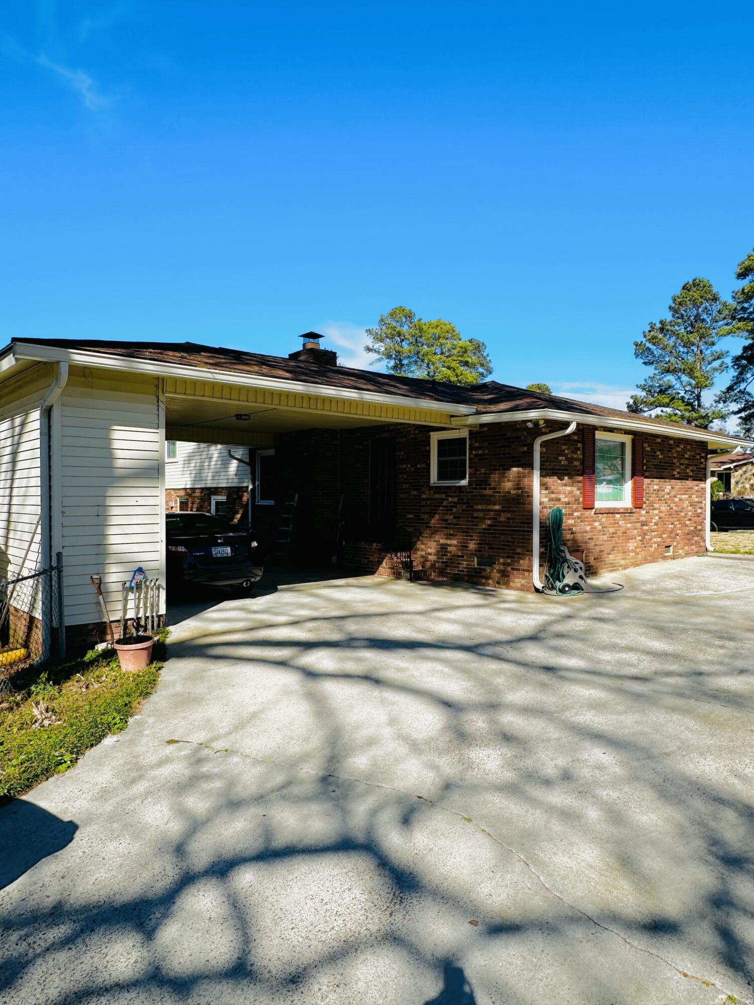 857 BROOKFIELD Parkway