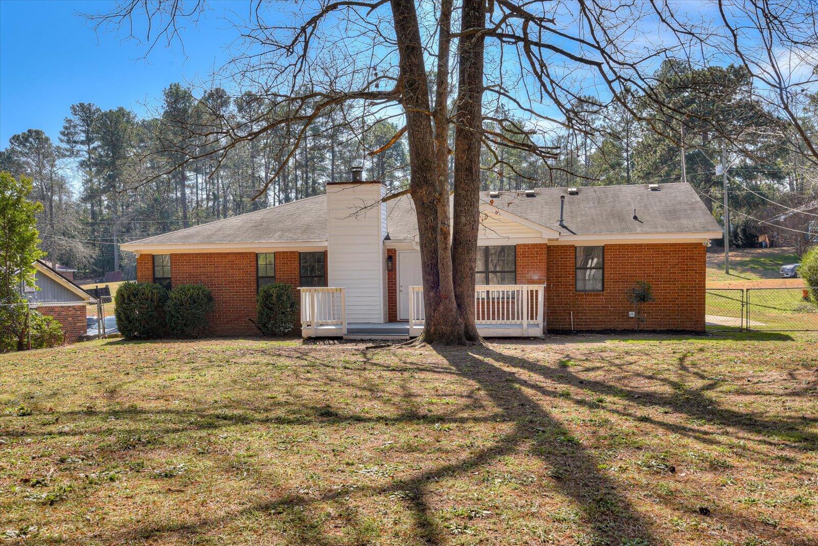 2956 BRIDGEPORT Drive