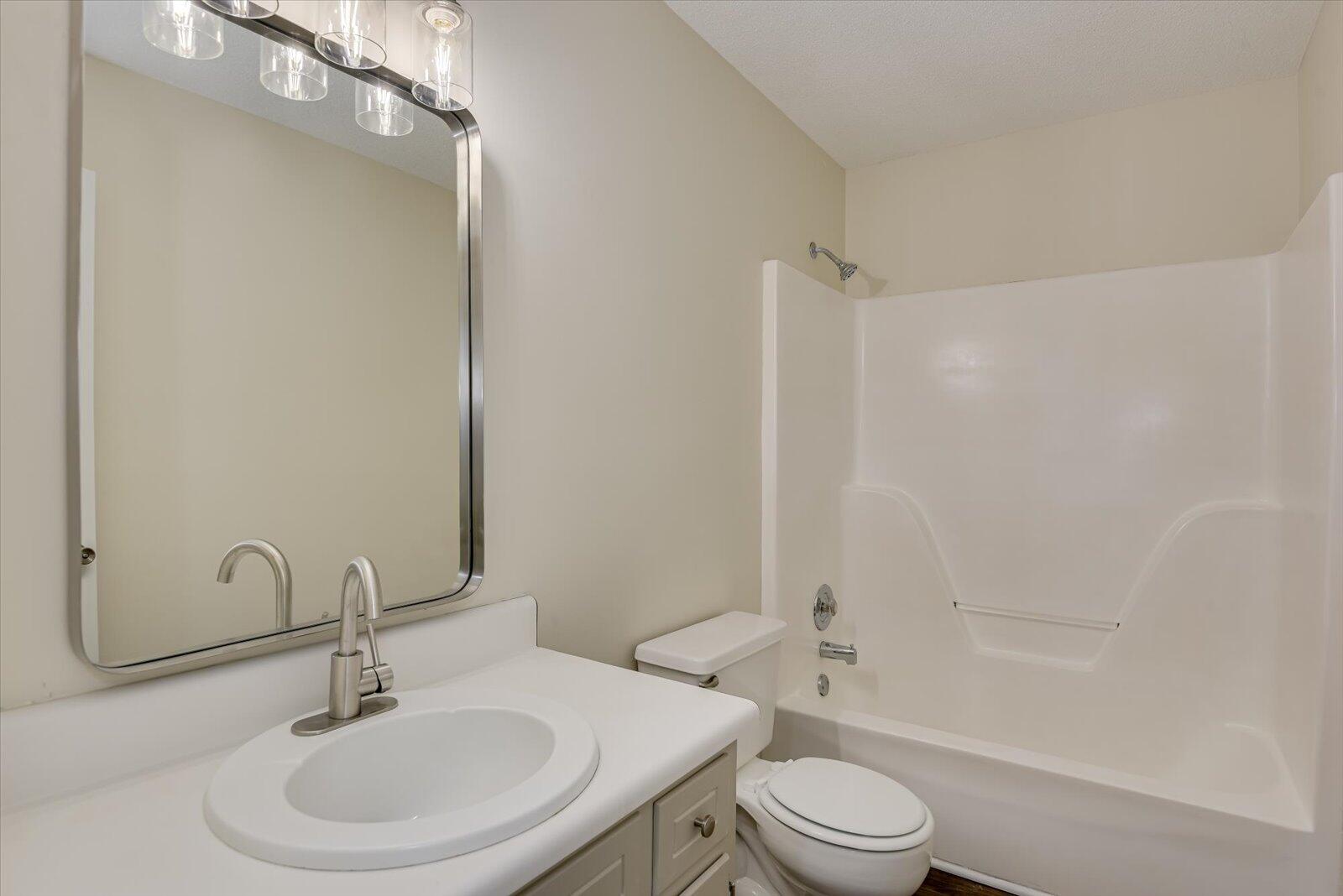 2956 BRIDGEPORT Drive