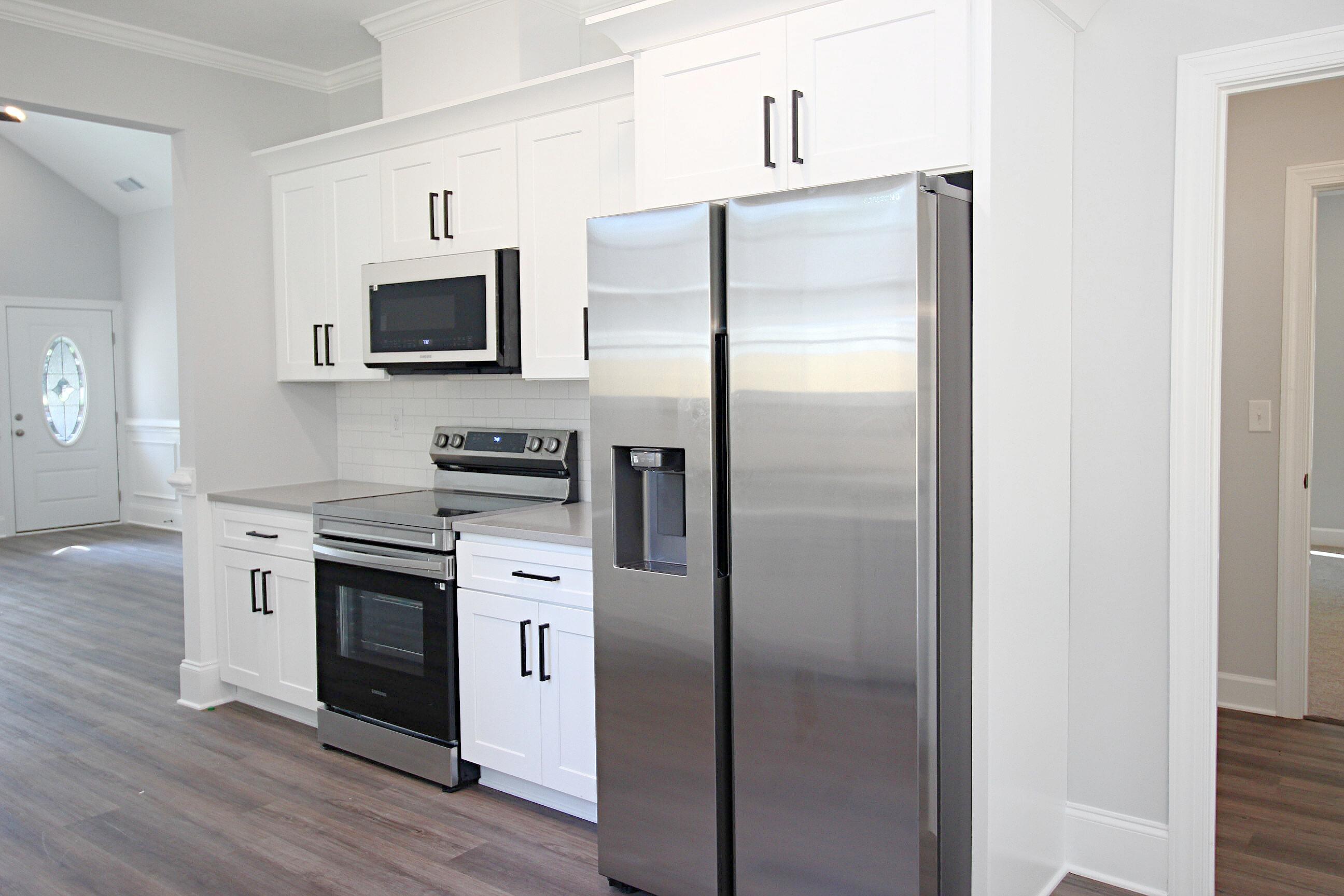 2284 DARLINGTON Drive