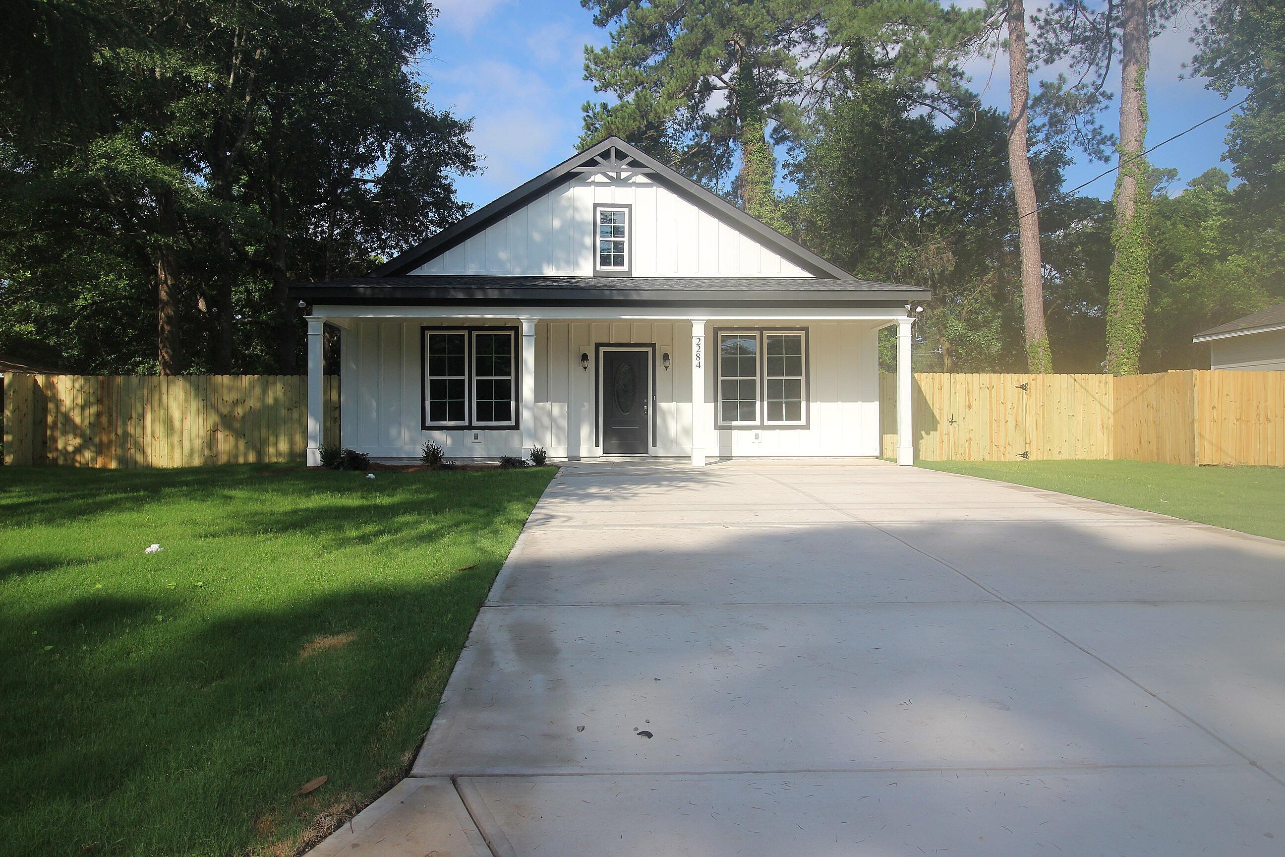 2284 DARLINGTON Drive