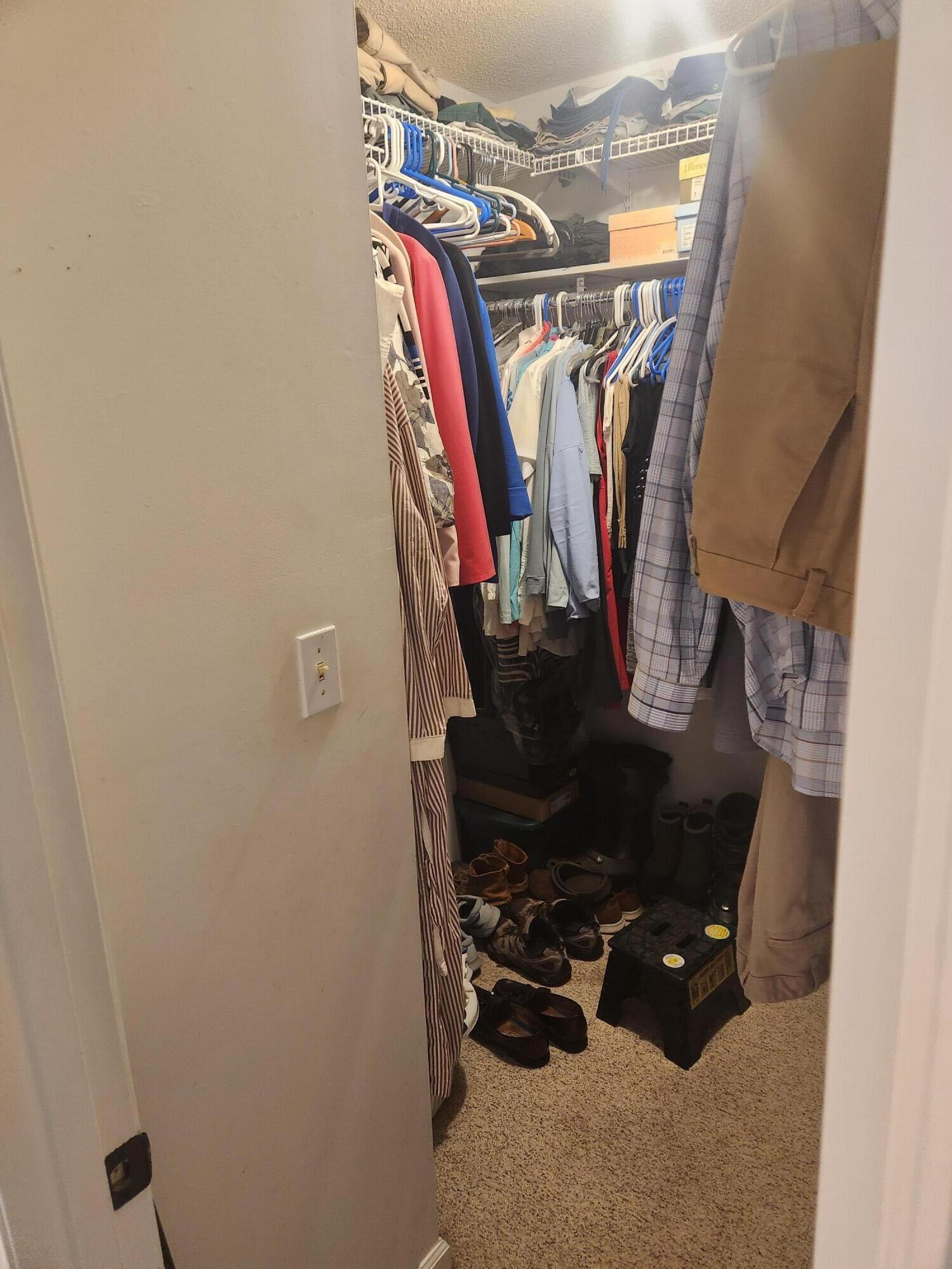 455 FOREST HILLS Drive