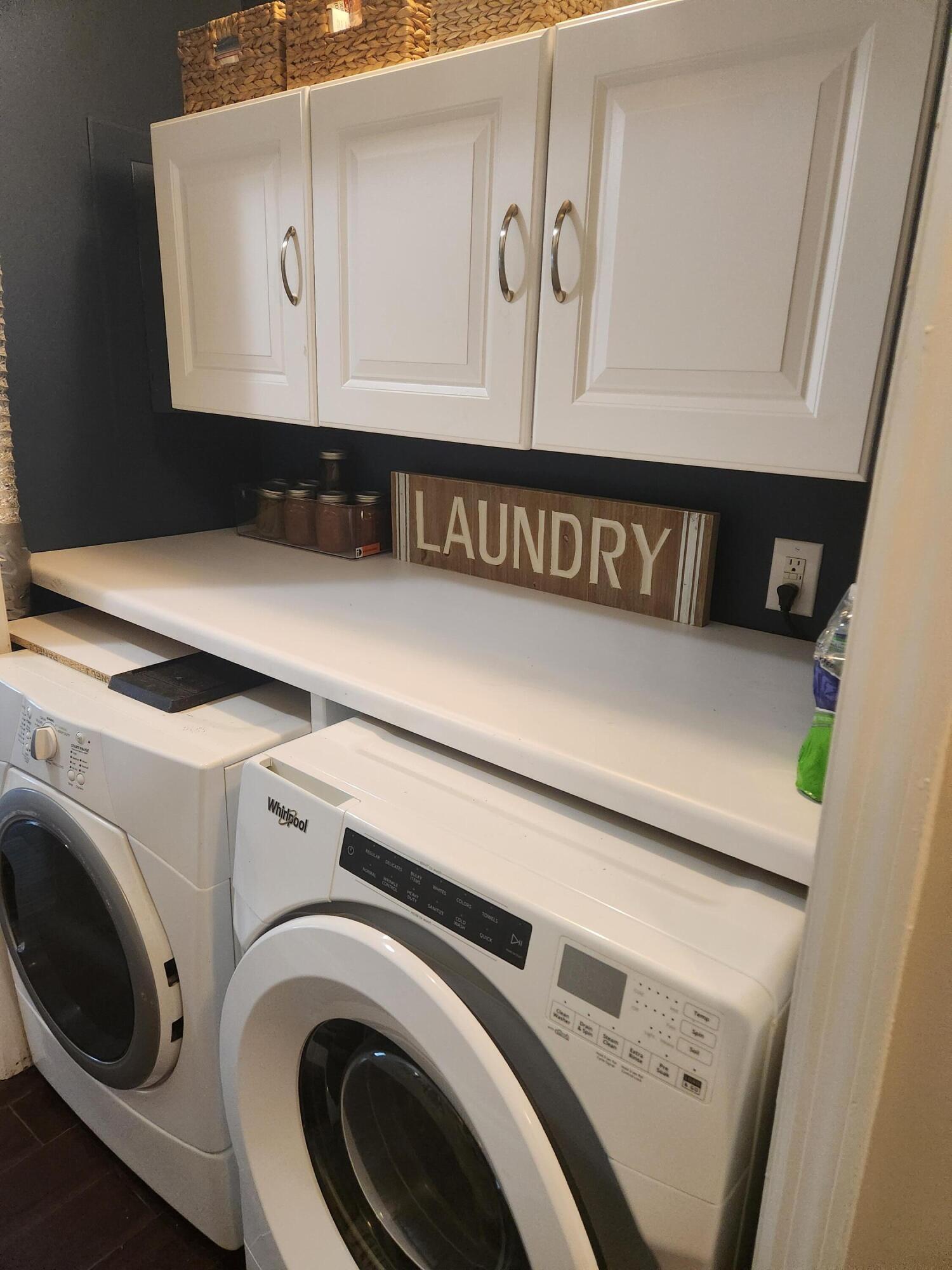 455 FOREST HILLS Drive