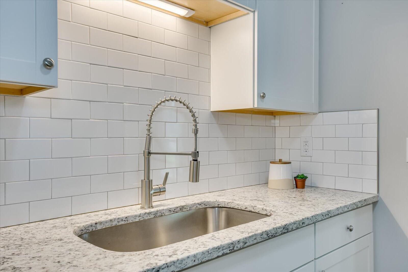 4527 PLANTATION Road