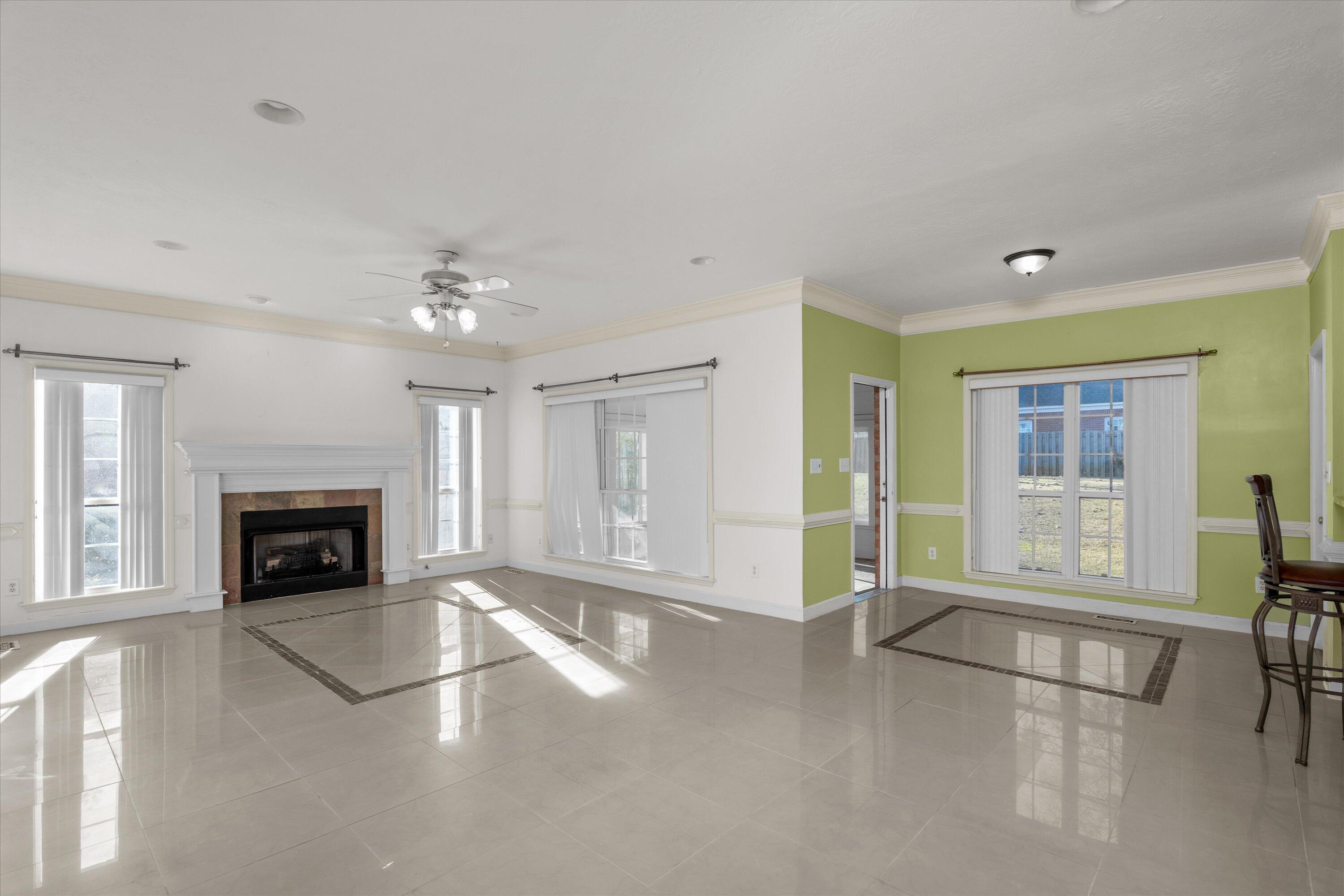 5347 Windmill Parkway