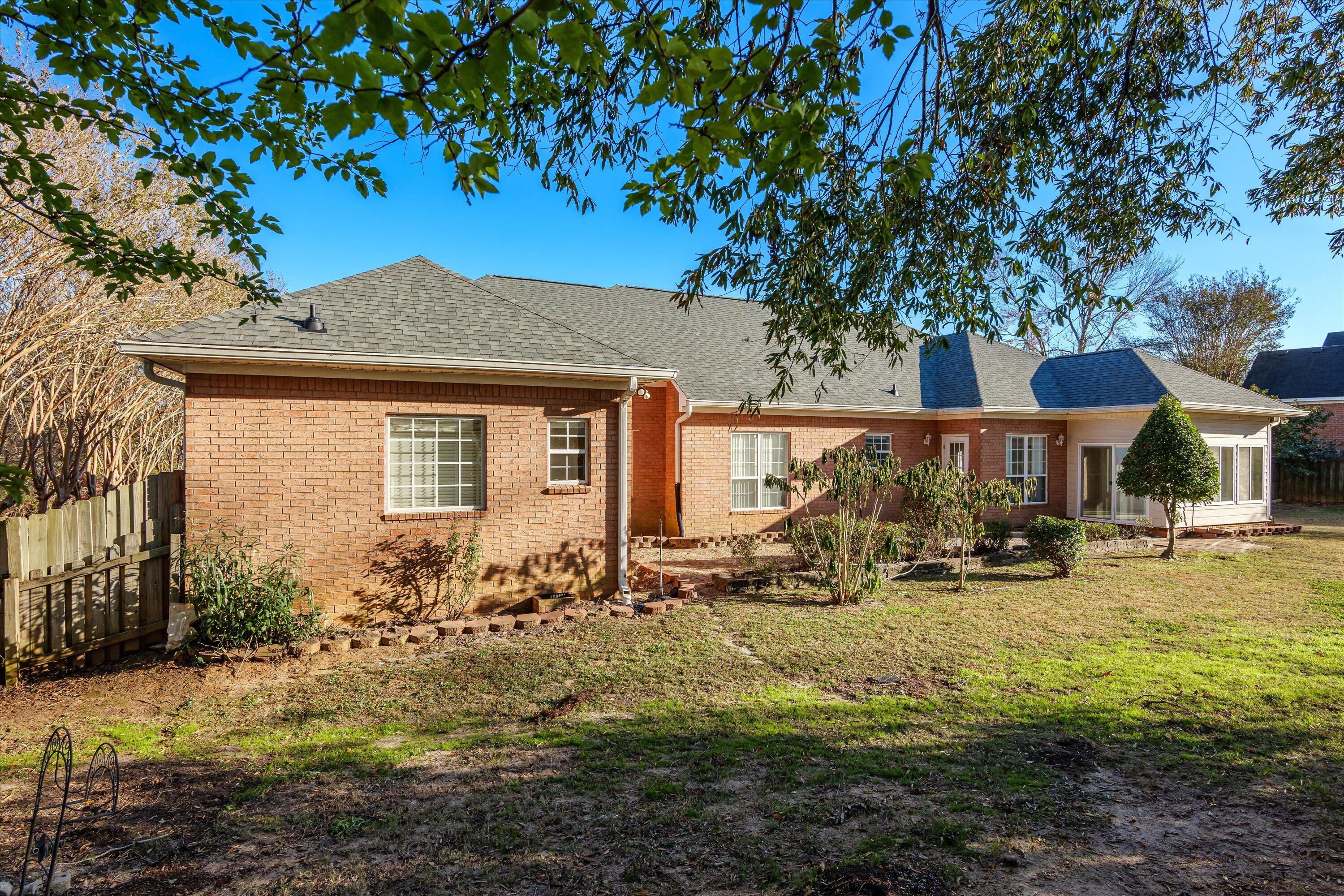 5347 Windmill Parkway