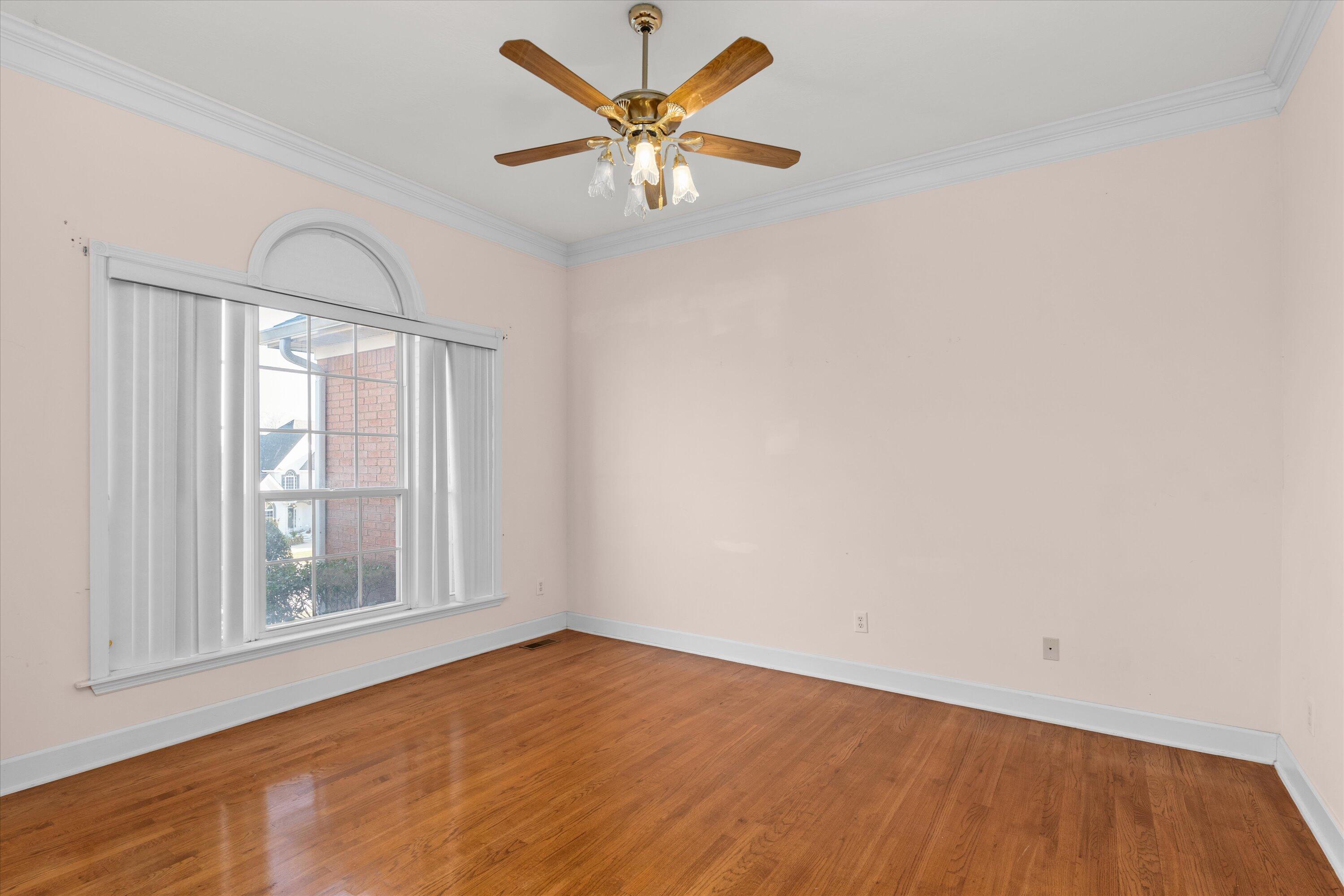 5347 Windmill Parkway