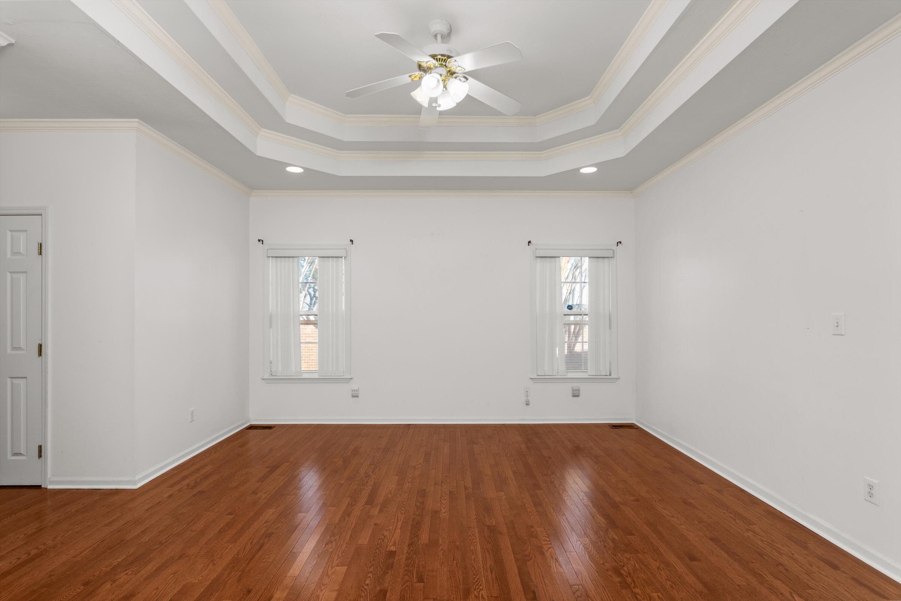 5347 Windmill Parkway