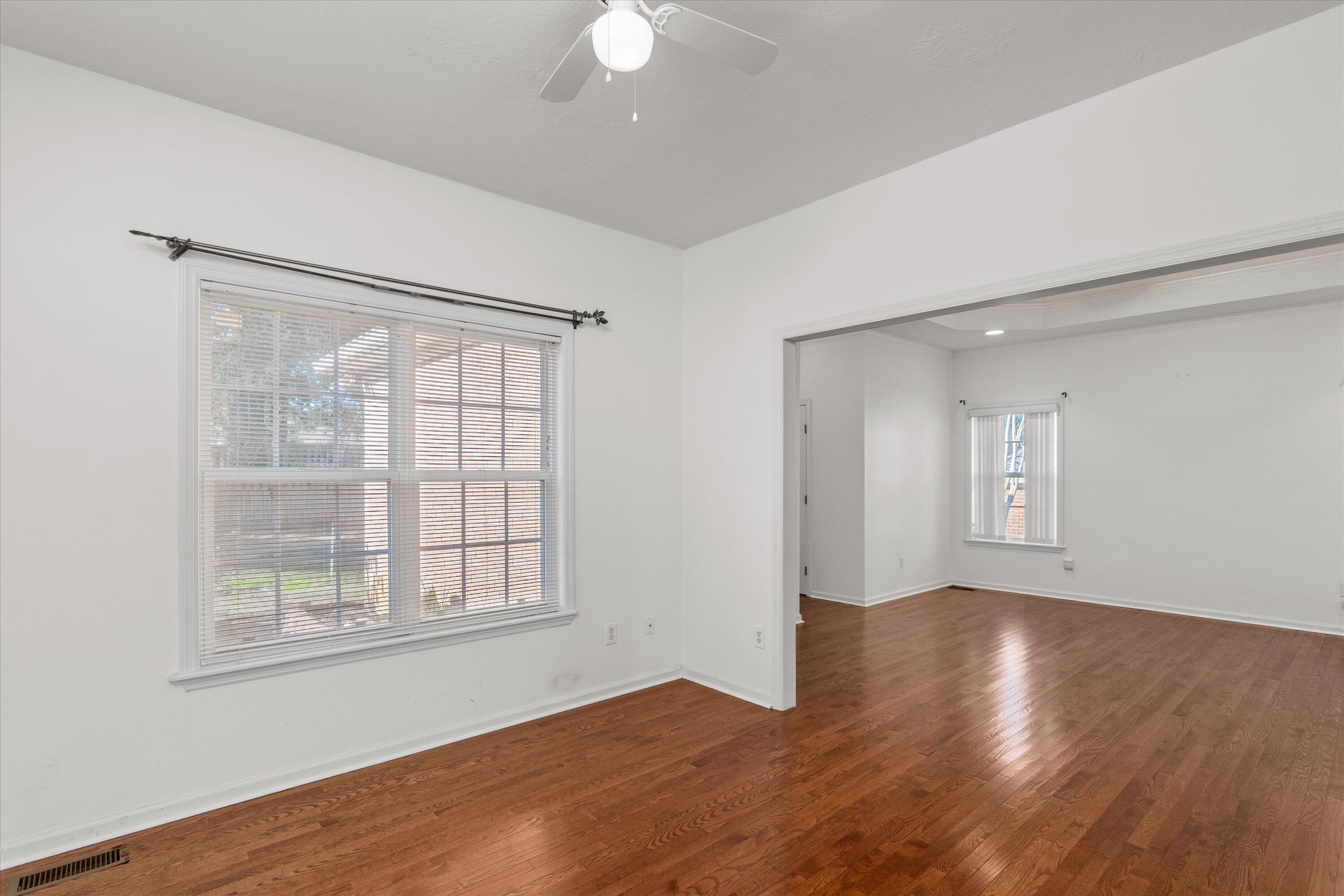 5347 Windmill Parkway