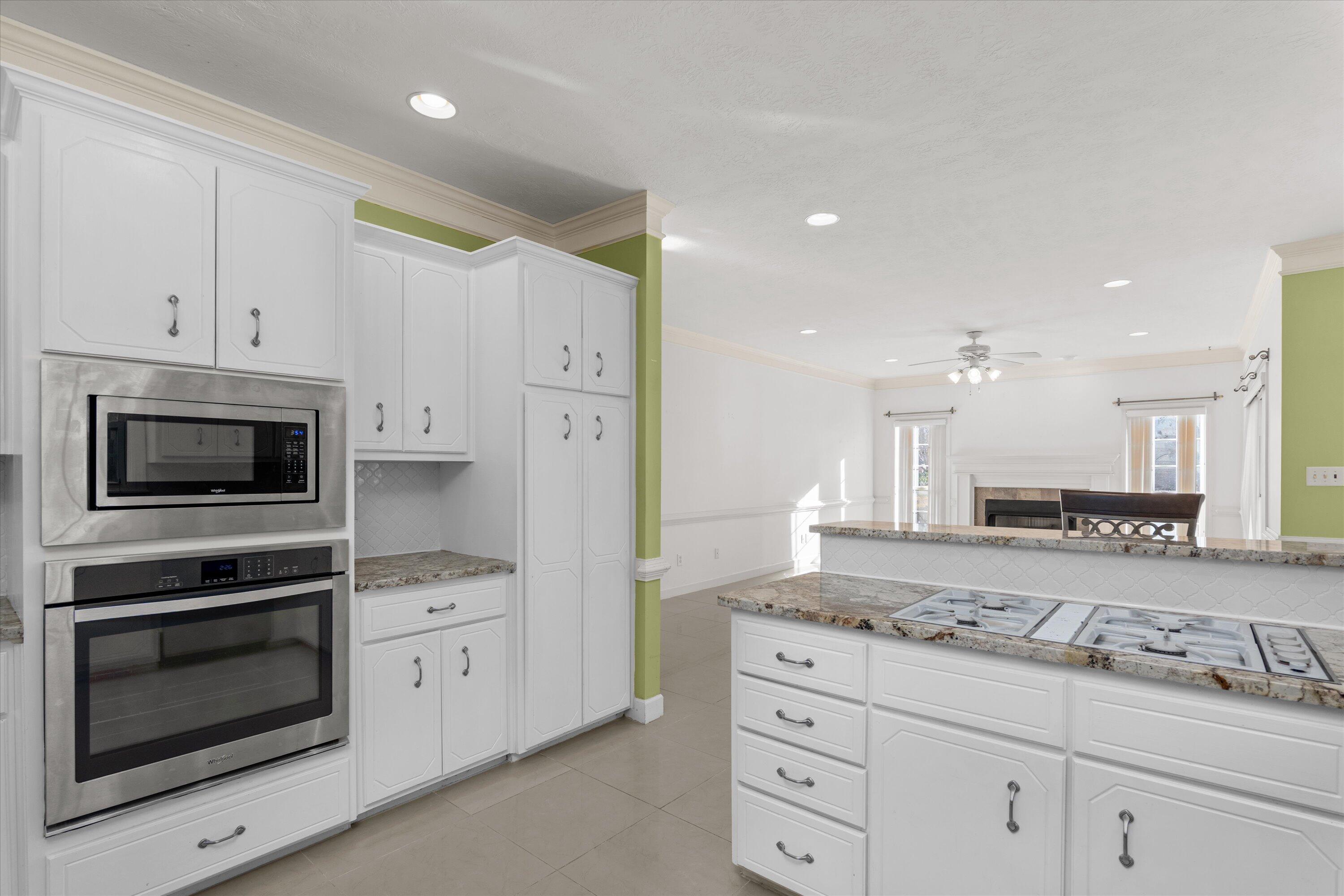 5347 Windmill Parkway