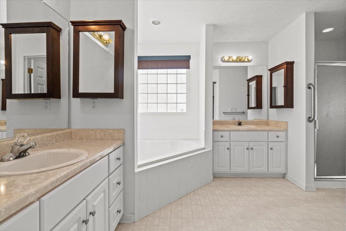 546 STIRLING BRIDGE Road