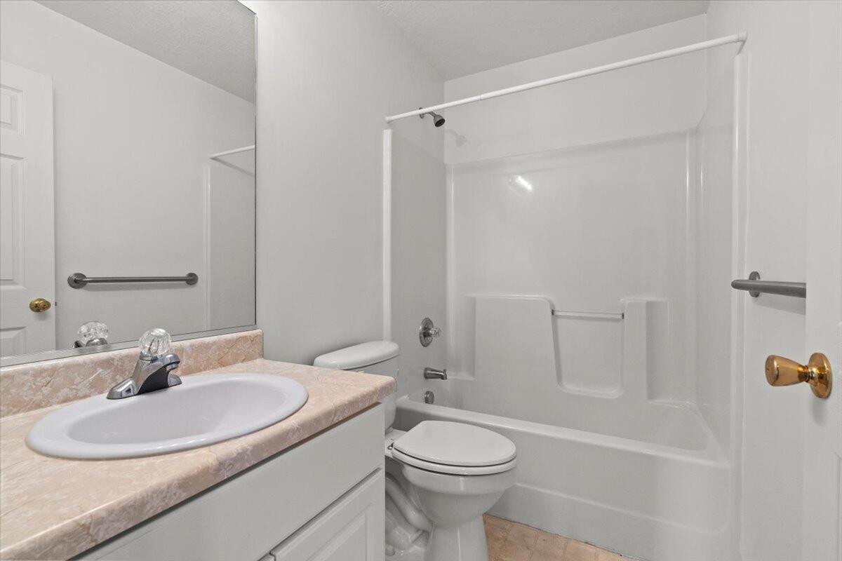 546 STIRLING BRIDGE Road