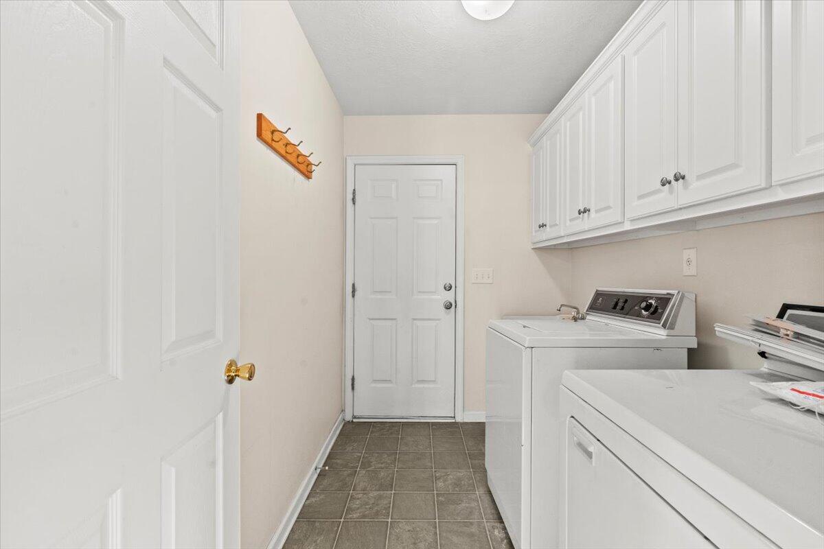 546 STIRLING BRIDGE Road