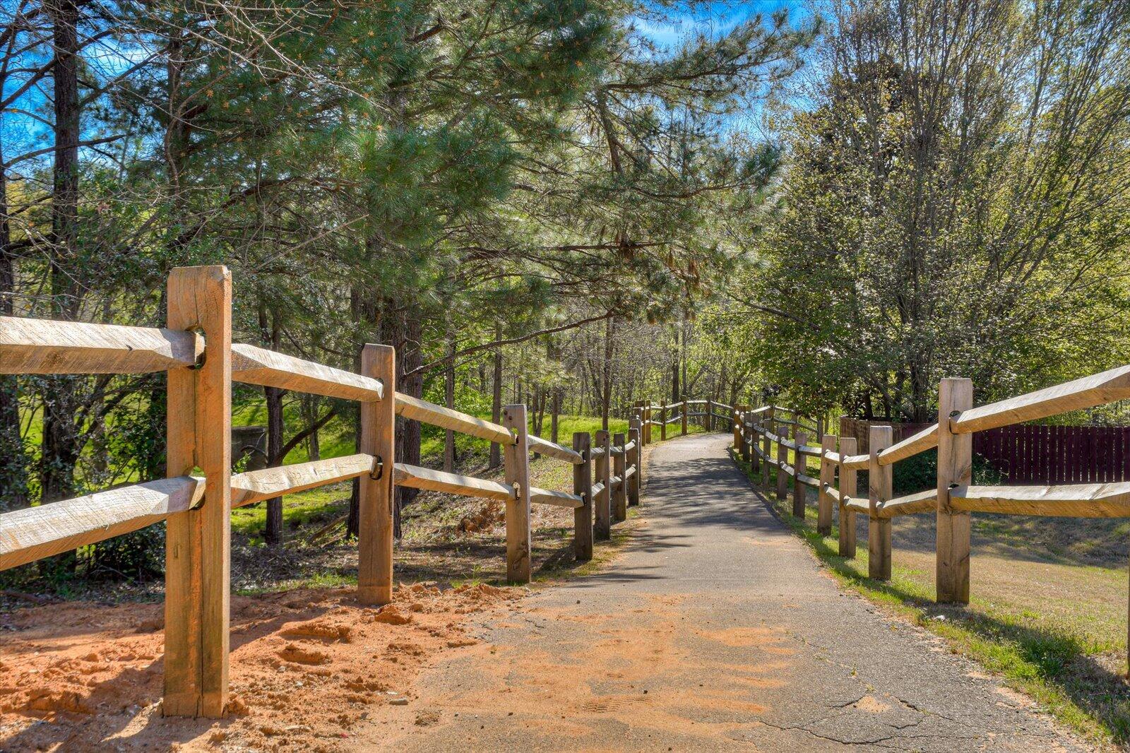 957 SEDGEFIELD Circle