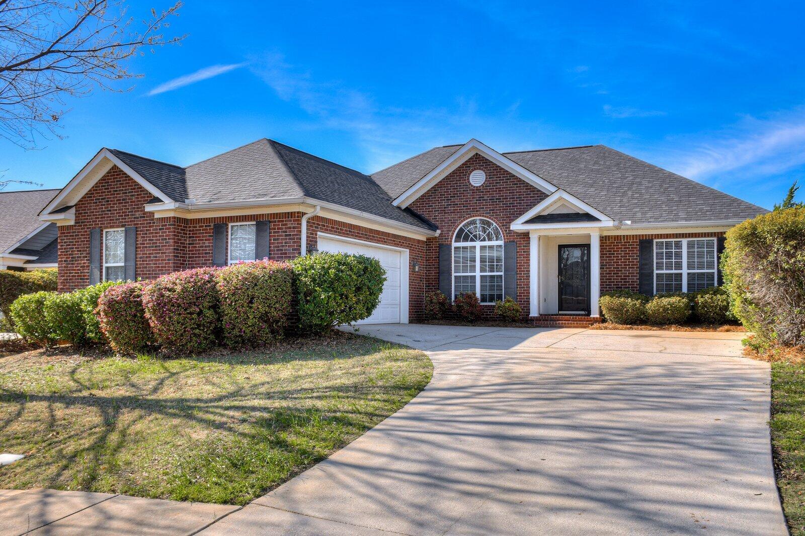 957 SEDGEFIELD Circle